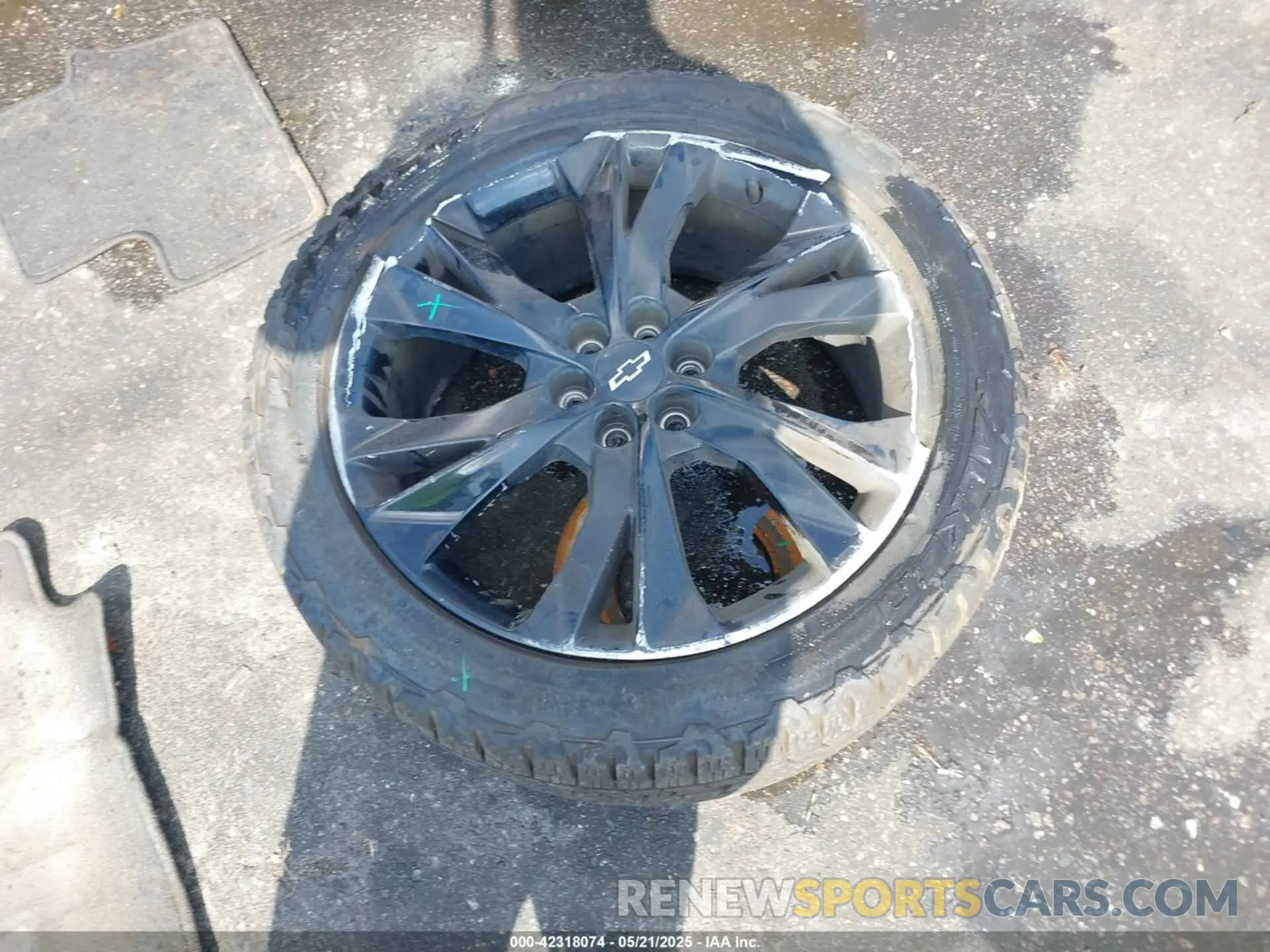 12 Photograph of a damaged car 3GNKBERS4KS621667 CHEVROLET BLAZER 2019