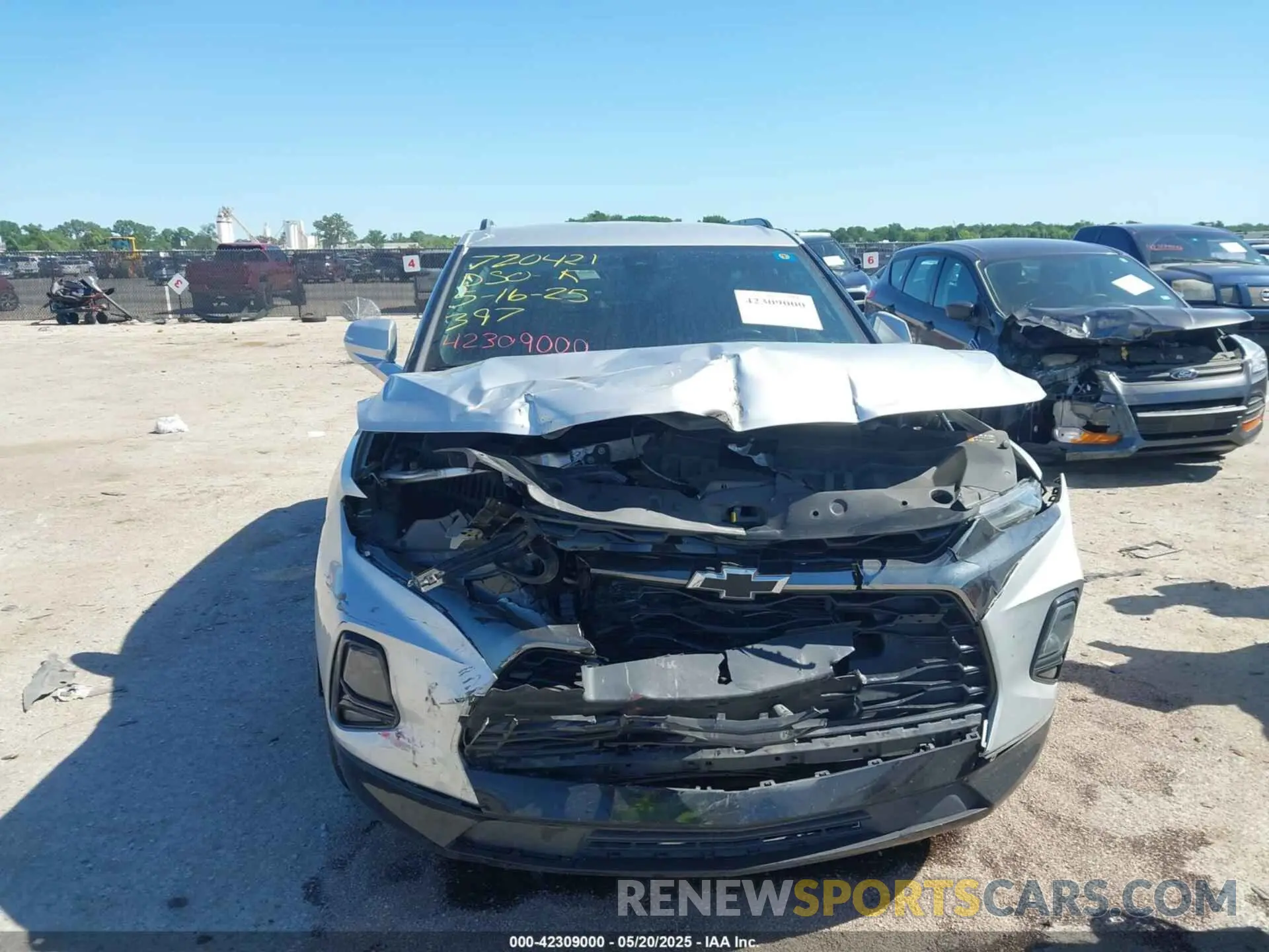 6 Photograph of a damaged car 3GNKBERS4KS678029 CHEVROLET BLAZER 2019