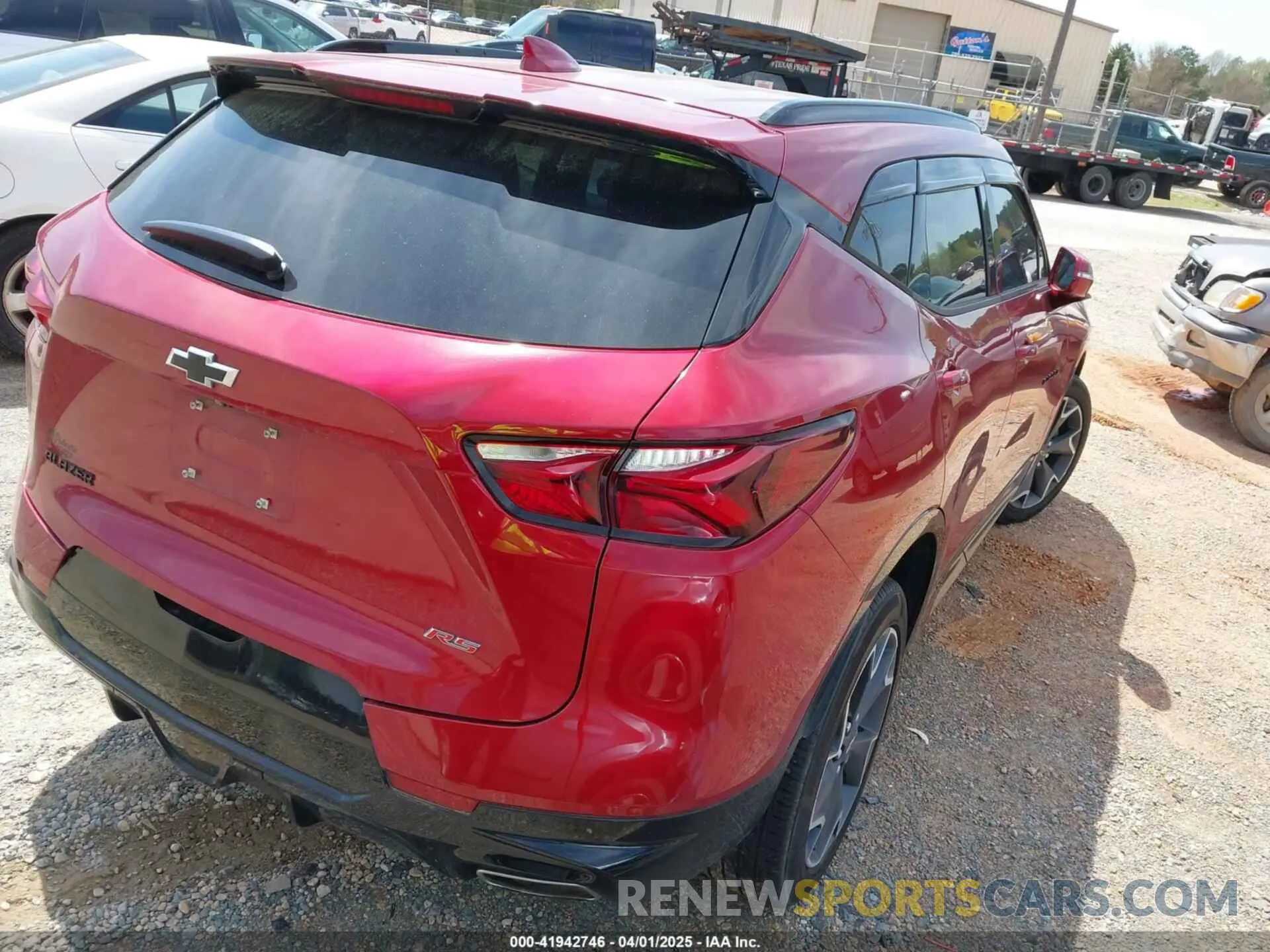 4 Photograph of a damaged car 3GNKBERS5KS703889 CHEVROLET BLAZER 2019