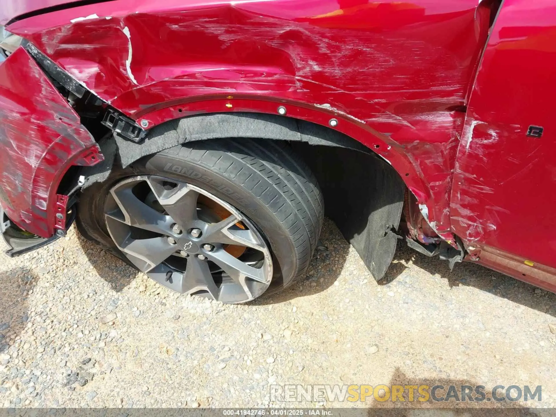 6 Photograph of a damaged car 3GNKBERS5KS703889 CHEVROLET BLAZER 2019