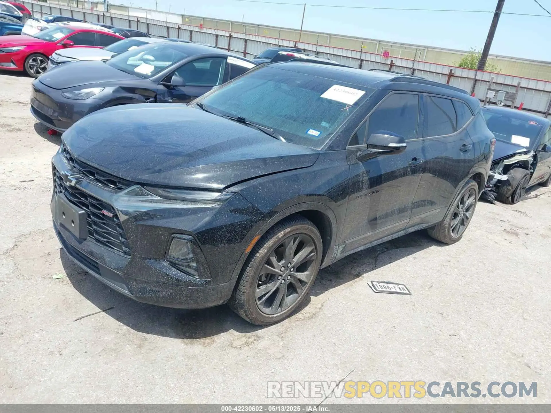 2 Photograph of a damaged car 3GNKBERS6KS663807 CHEVROLET BLAZER 2019
