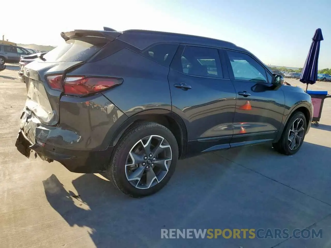 3 Photograph of a damaged car 3GNKBERS7KS666487 CHEVROLET BLAZER 2019