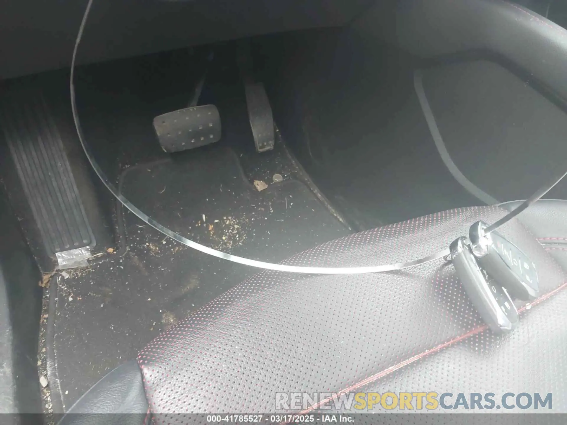 11 Photograph of a damaged car 3GNKBERS7KS686187 CHEVROLET BLAZER 2019