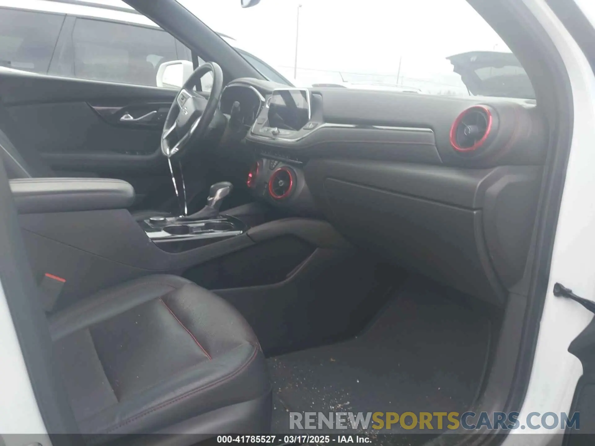 5 Photograph of a damaged car 3GNKBERS7KS686187 CHEVROLET BLAZER 2019
