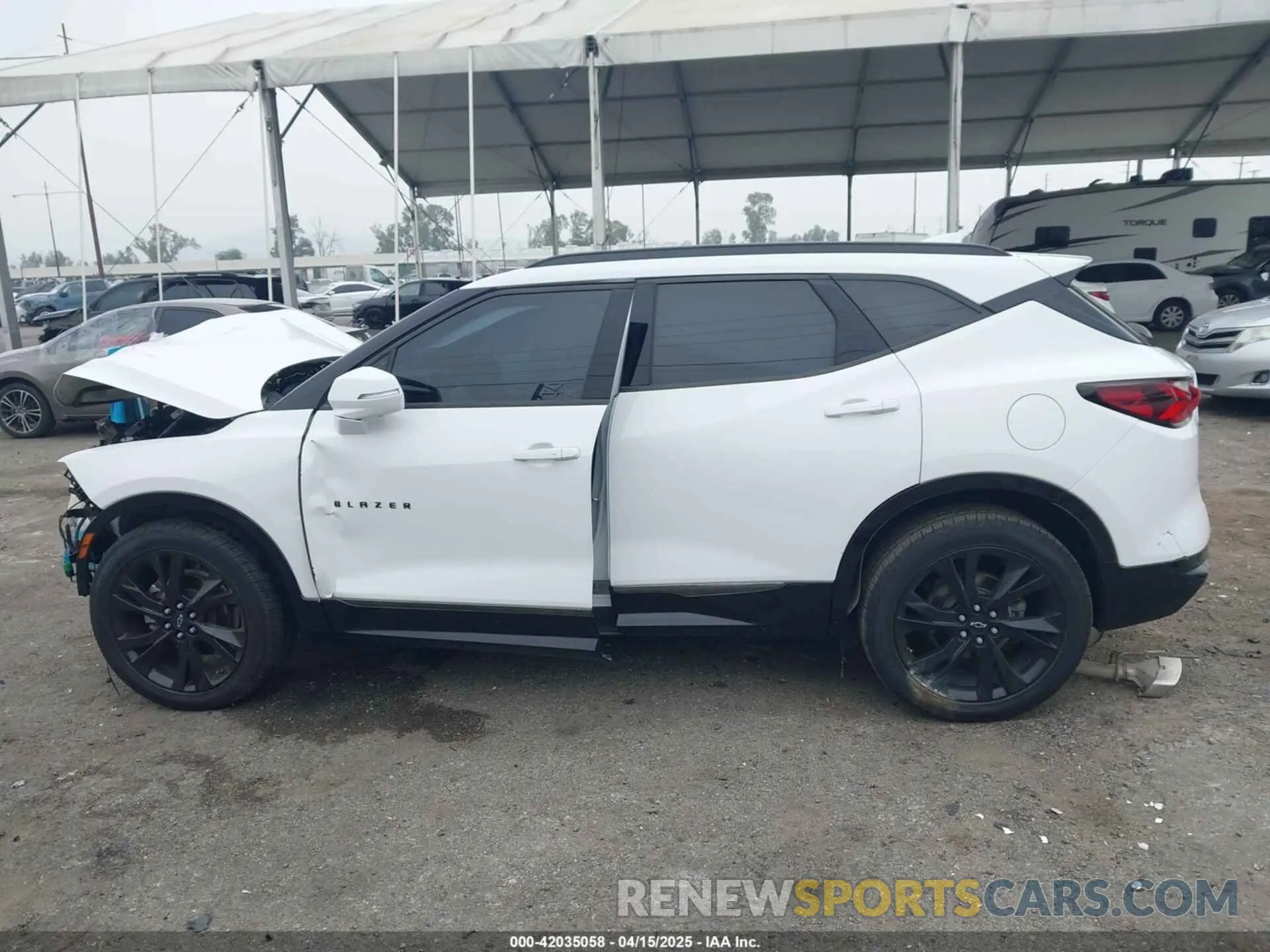14 Photograph of a damaged car 3GNKBERS8KS647477 CHEVROLET BLAZER 2019