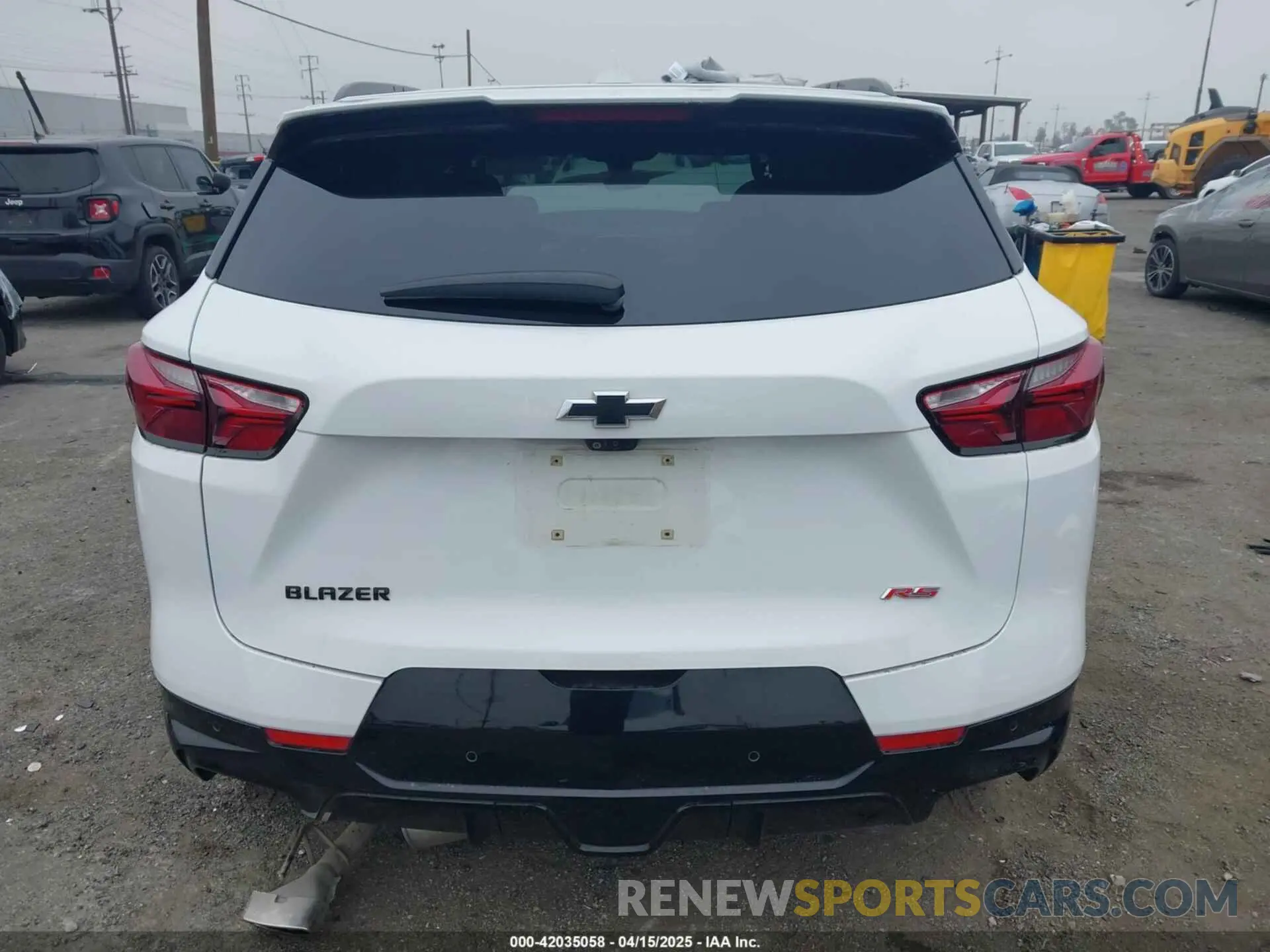 16 Photograph of a damaged car 3GNKBERS8KS647477 CHEVROLET BLAZER 2019