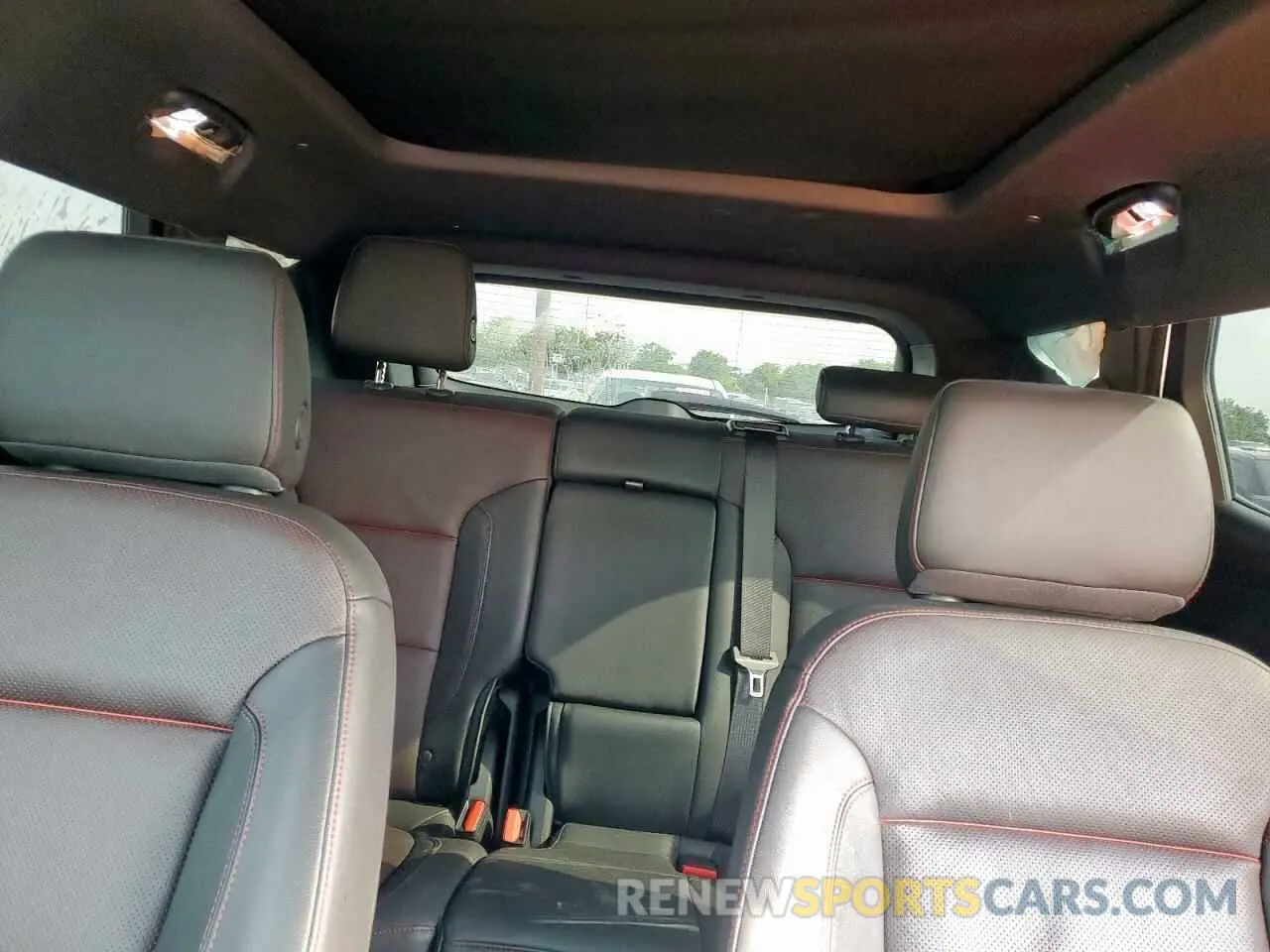 20 Photograph of a damaged car 3GNKBERS8KS652940 CHEVROLET BLAZER 2019