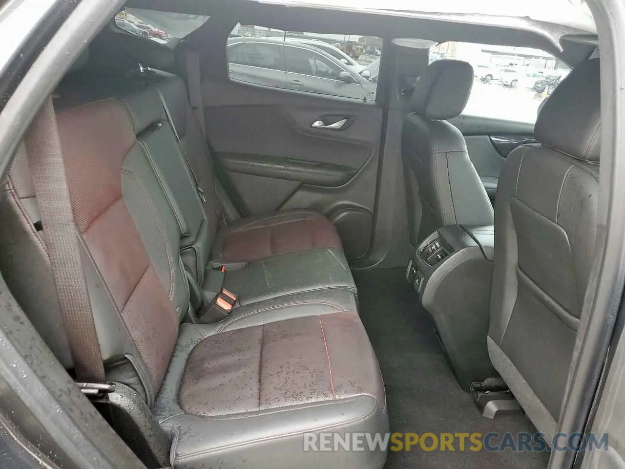 21 Photograph of a damaged car 3GNKBERS8KS652940 CHEVROLET BLAZER 2019