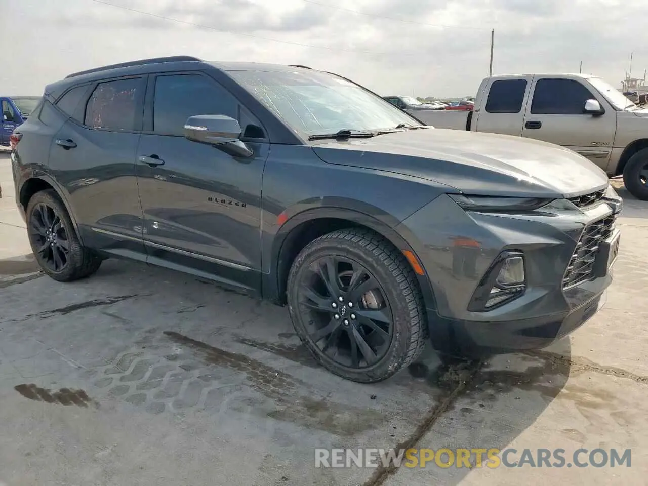 8 Photograph of a damaged car 3GNKBERS8KS652940 CHEVROLET BLAZER 2019