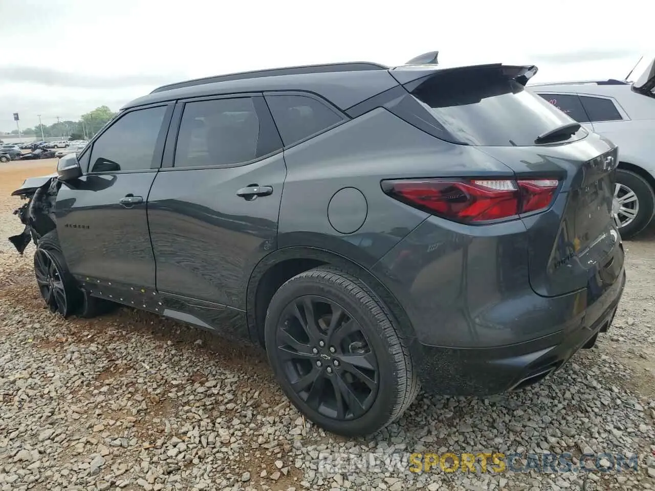 2 Photograph of a damaged car 3GNKBERSXKS644368 CHEVROLET BLAZER 2019