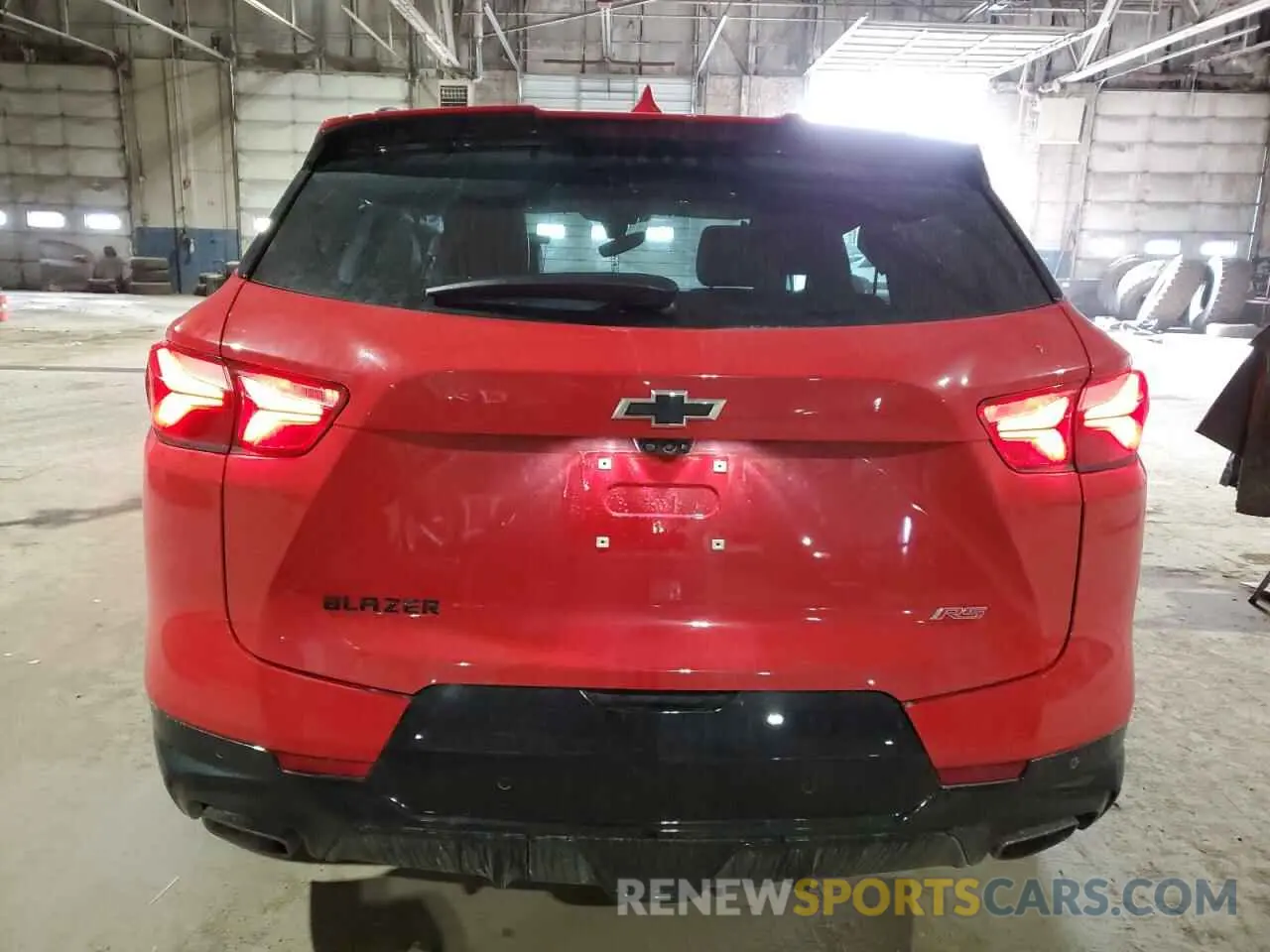 6 Photograph of a damaged car 3GNKBERSXKS697832 CHEVROLET BLAZER 2019
