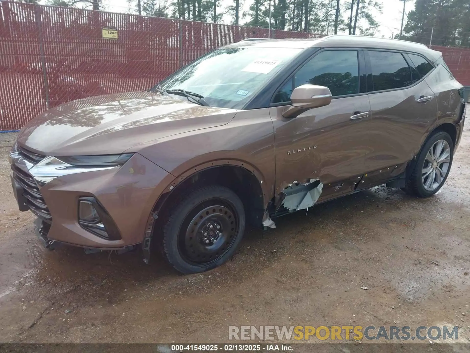 2 Photograph of a damaged car 3GNKBFRS3KS669764 CHEVROLET BLAZER 2019
