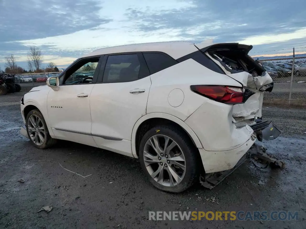 2 Photograph of a damaged car 3GNKBFRS9KS700290 CHEVROLET BLAZER 2019