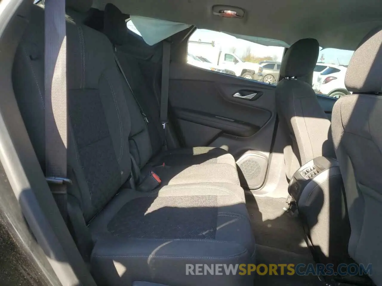 11 Photograph of a damaged car 3GNKBGRS2KS588082 CHEVROLET BLAZER 2019
