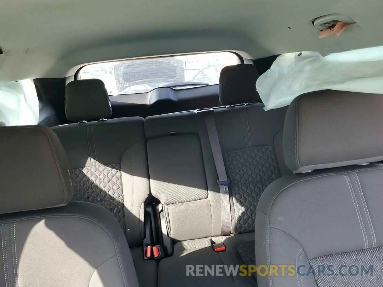 10 Photograph of a damaged car 3GNKBGRS2KS612333 CHEVROLET BLAZER 2019