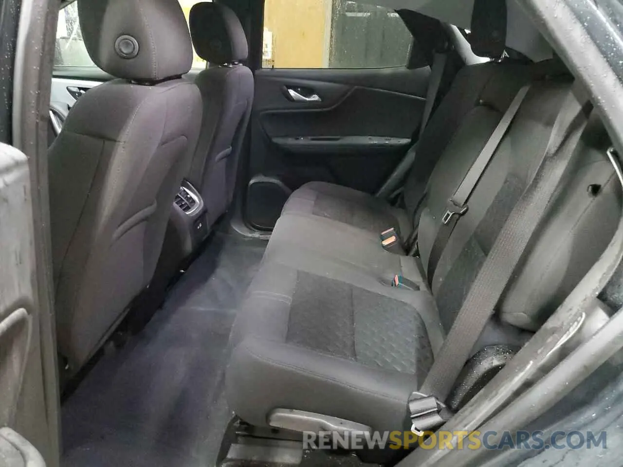 11 Photograph of a damaged car 3GNKBGRS3KS653585 CHEVROLET BLAZER 2019