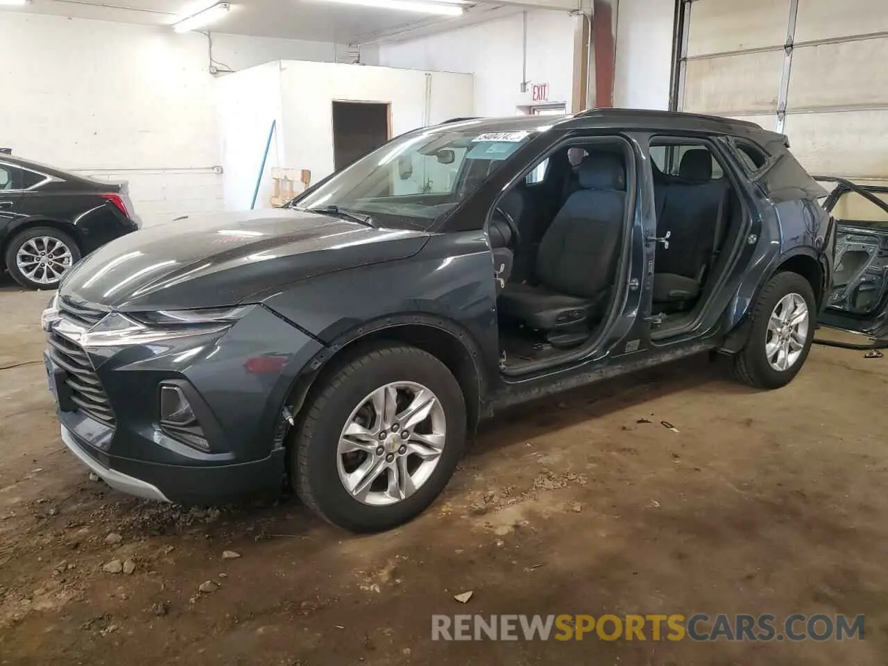 1 Photograph of a damaged car 3GNKBGRS3KS664957 CHEVROLET BLAZER 2019
