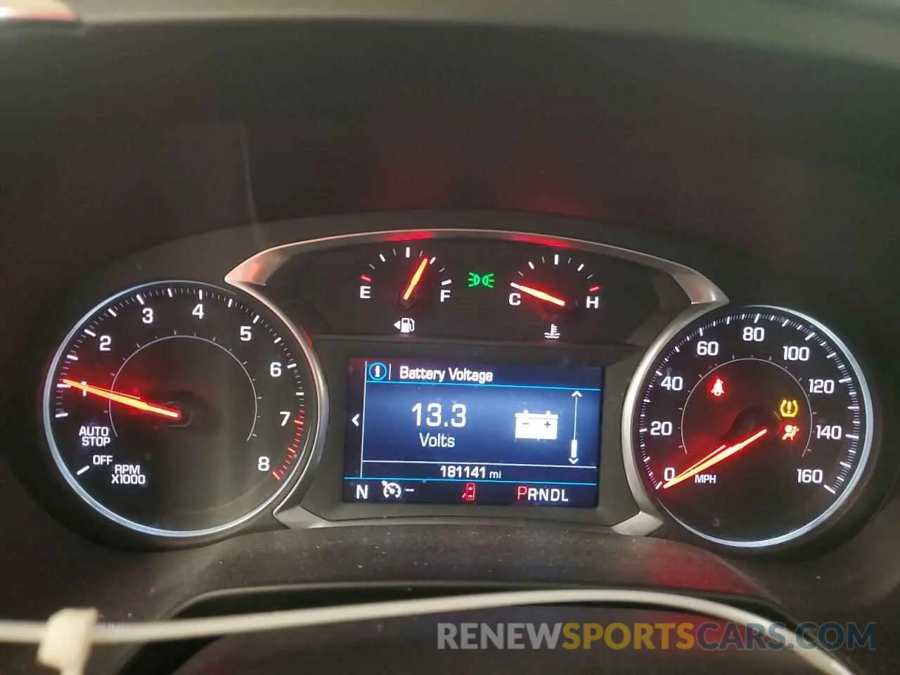 9 Photograph of a damaged car 3GNKBGRS3KS664957 CHEVROLET BLAZER 2019