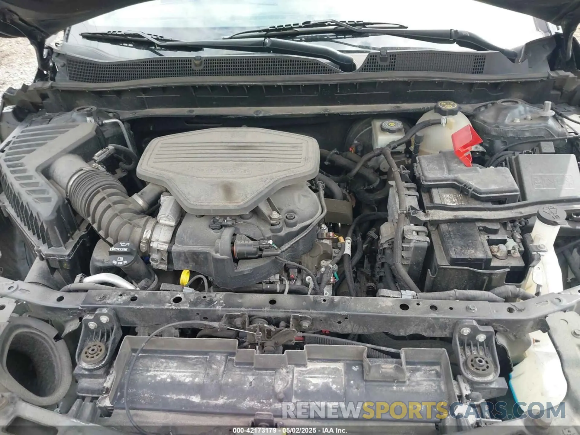 10 Photograph of a damaged car 3GNKBGRS5KS636688 CHEVROLET BLAZER 2019