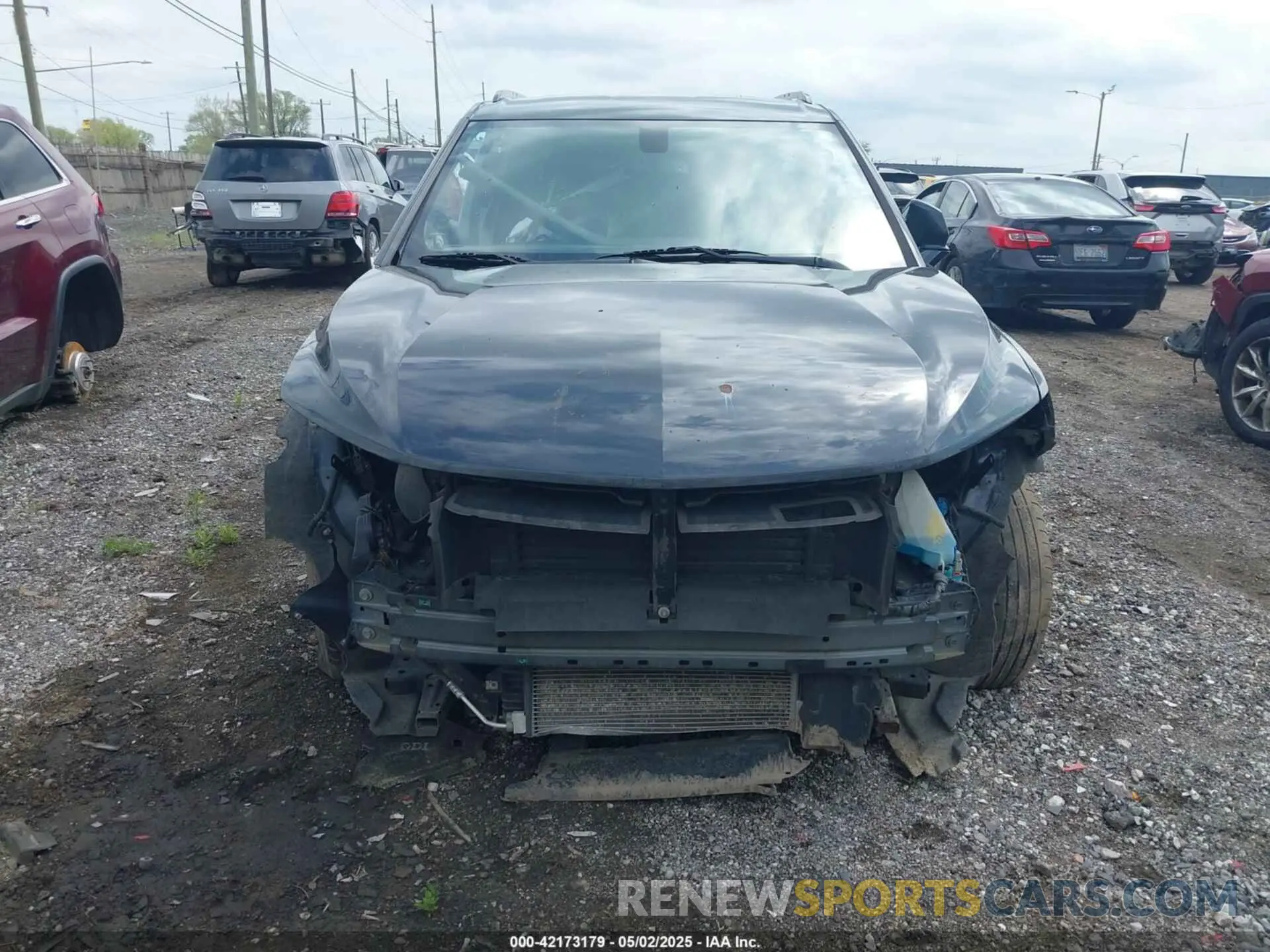 11 Photograph of a damaged car 3GNKBGRS5KS636688 CHEVROLET BLAZER 2019