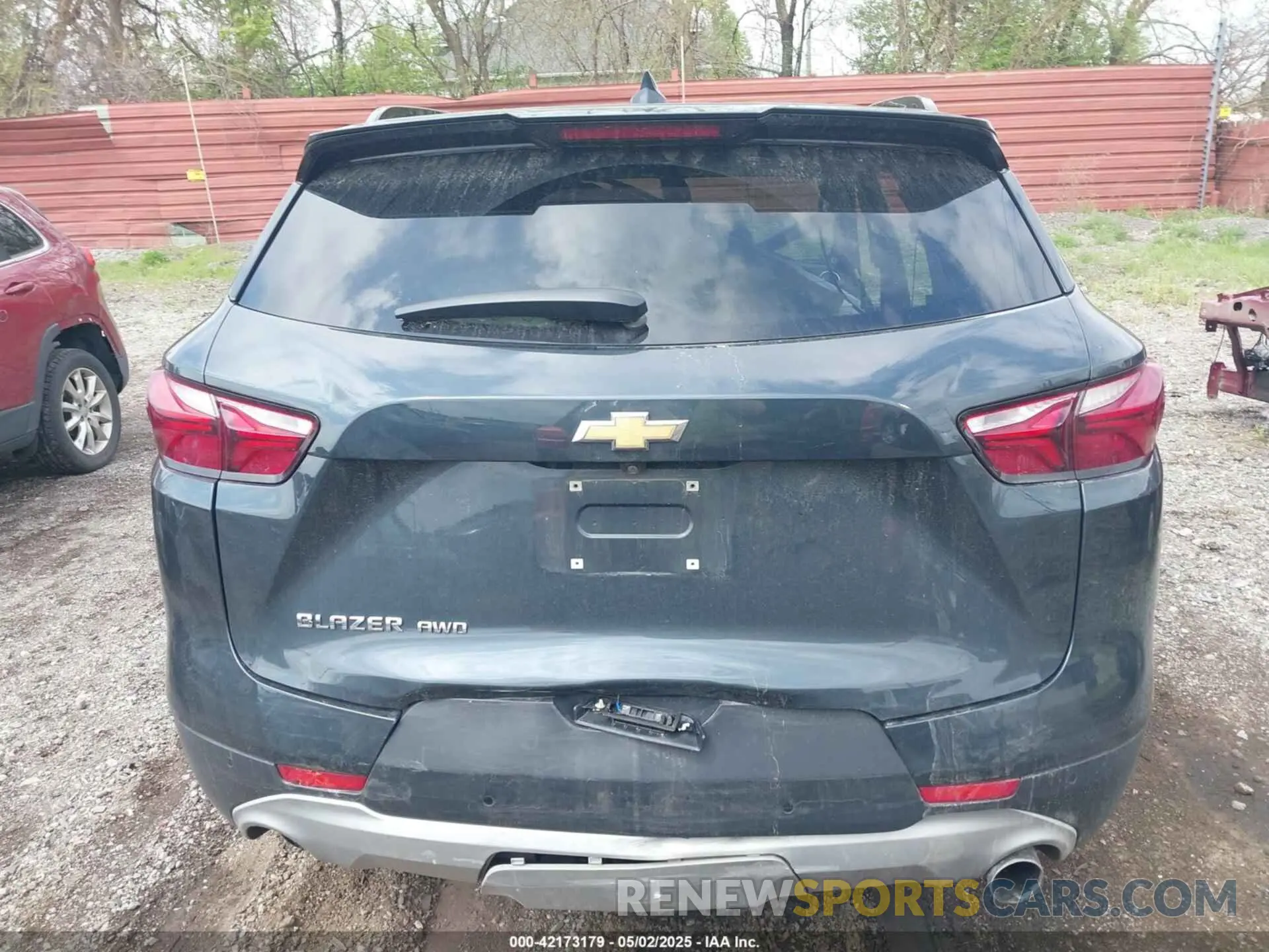 15 Photograph of a damaged car 3GNKBGRS5KS636688 CHEVROLET BLAZER 2019