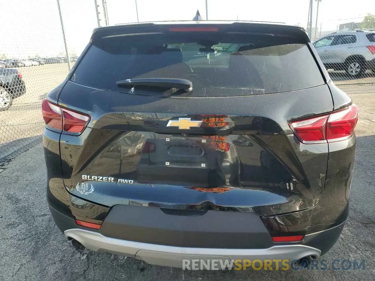 6 Photograph of a damaged car 3GNKBGRS5KS658691 CHEVROLET BLAZER 2019