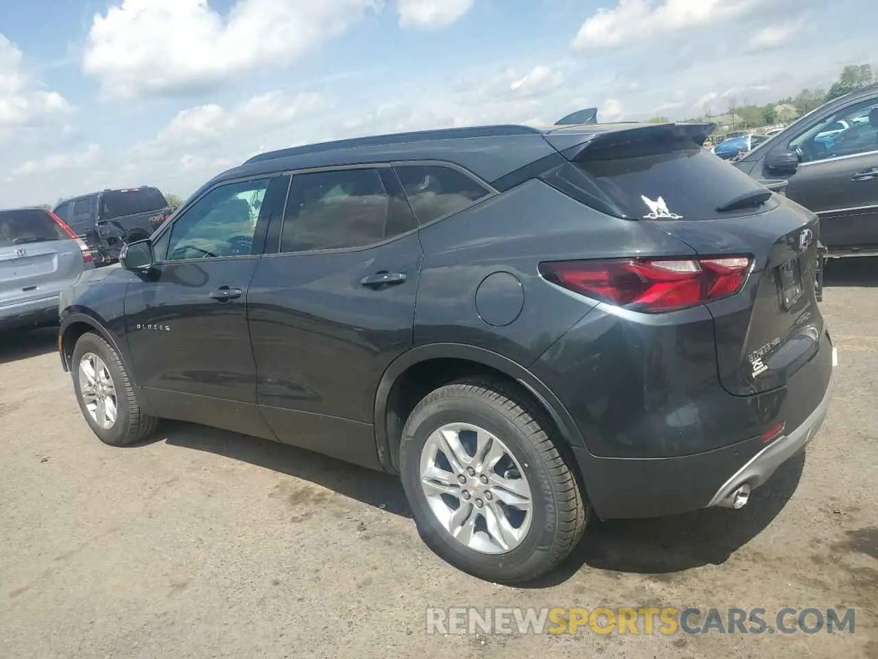 2 Photograph of a damaged car 3GNKBGRS5KS664457 CHEVROLET BLAZER 2019