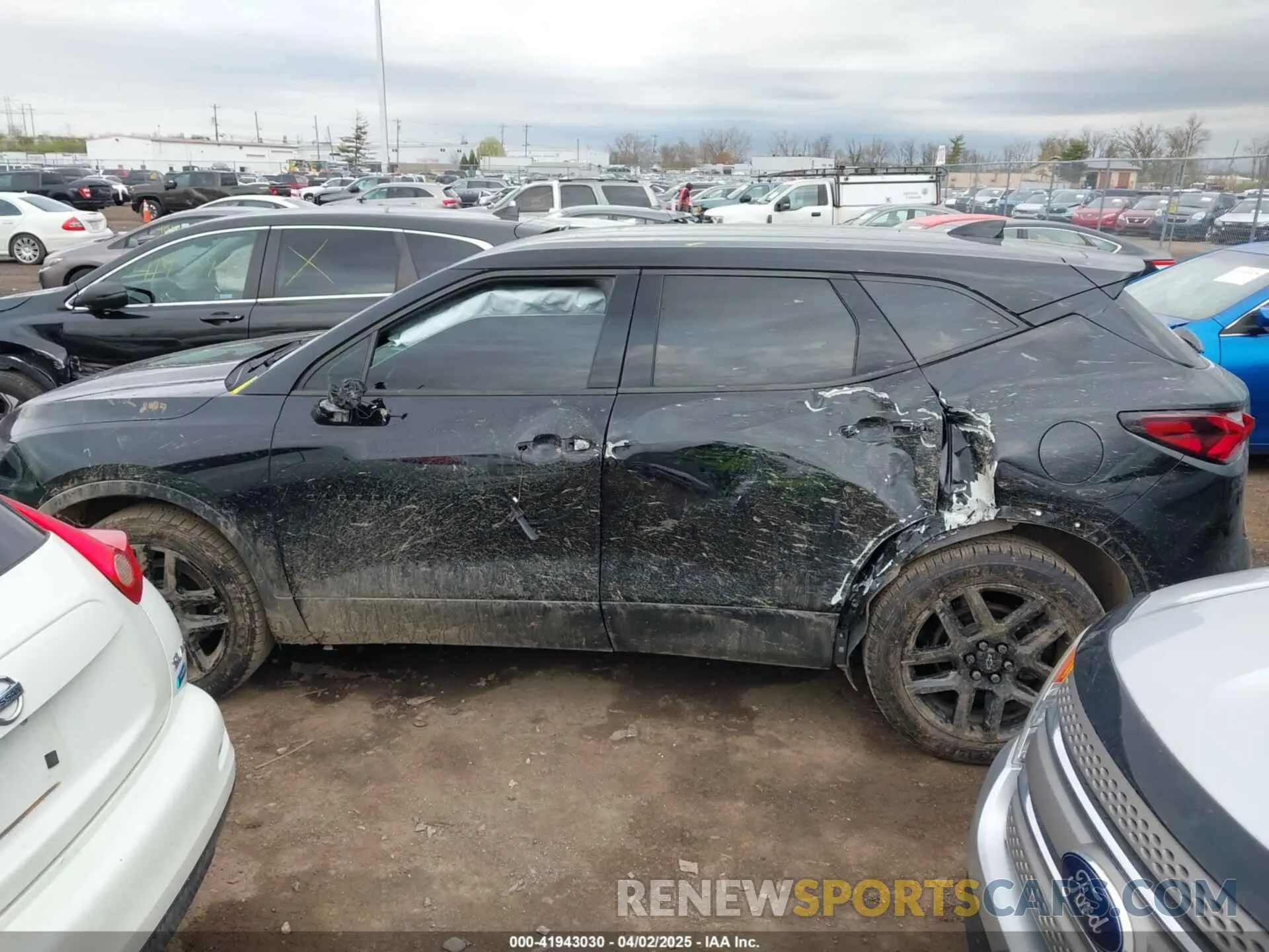 14 Photograph of a damaged car 3GNKBGRS5KS683414 CHEVROLET BLAZER 2019