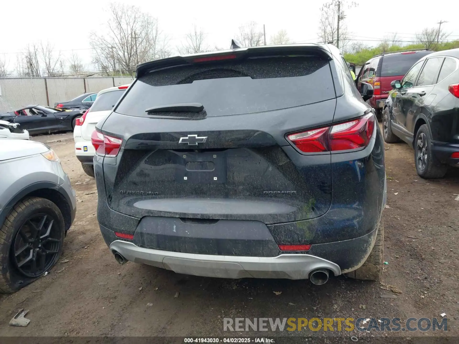 16 Photograph of a damaged car 3GNKBGRS5KS683414 CHEVROLET BLAZER 2019