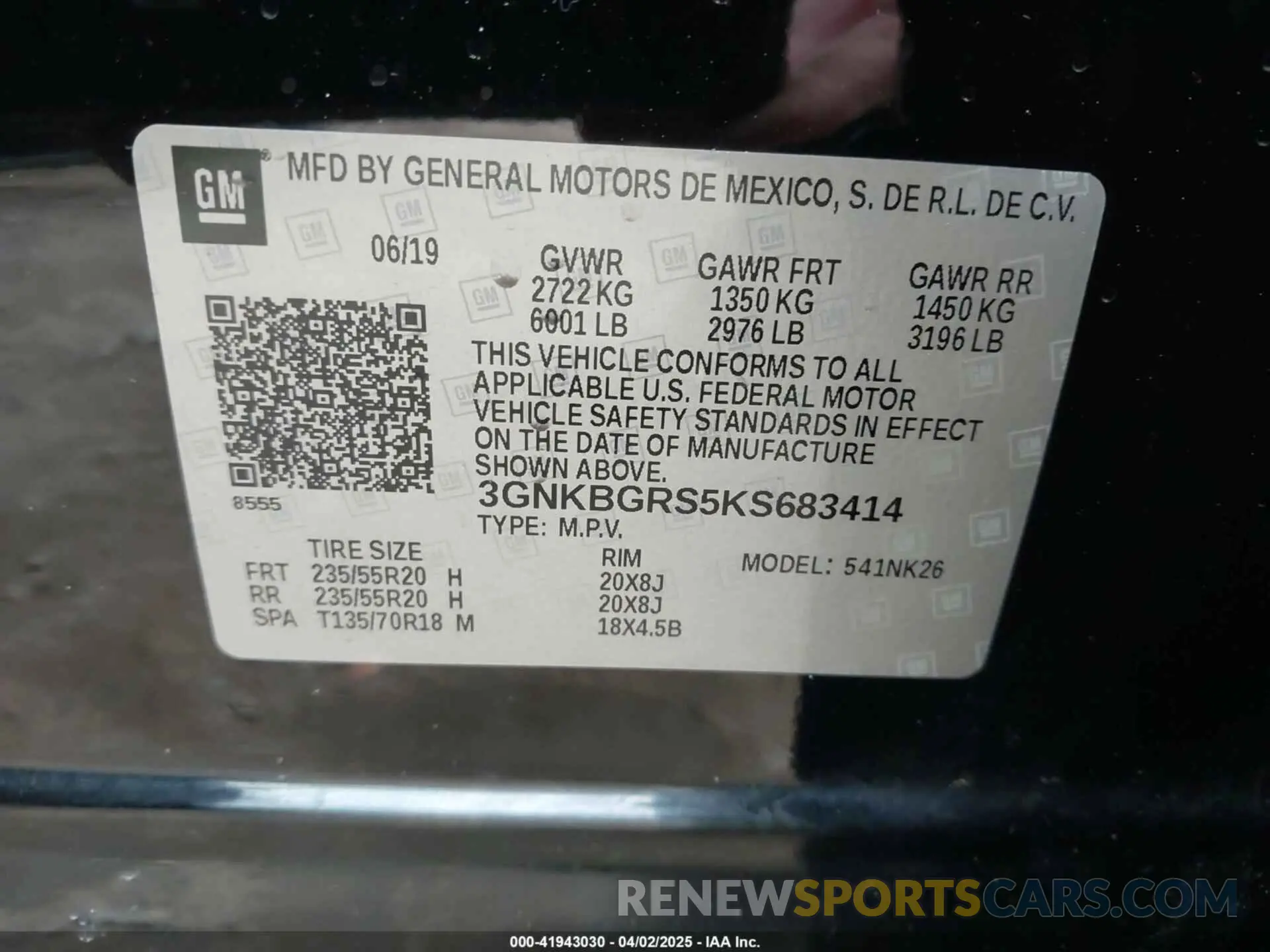 9 Photograph of a damaged car 3GNKBGRS5KS683414 CHEVROLET BLAZER 2019