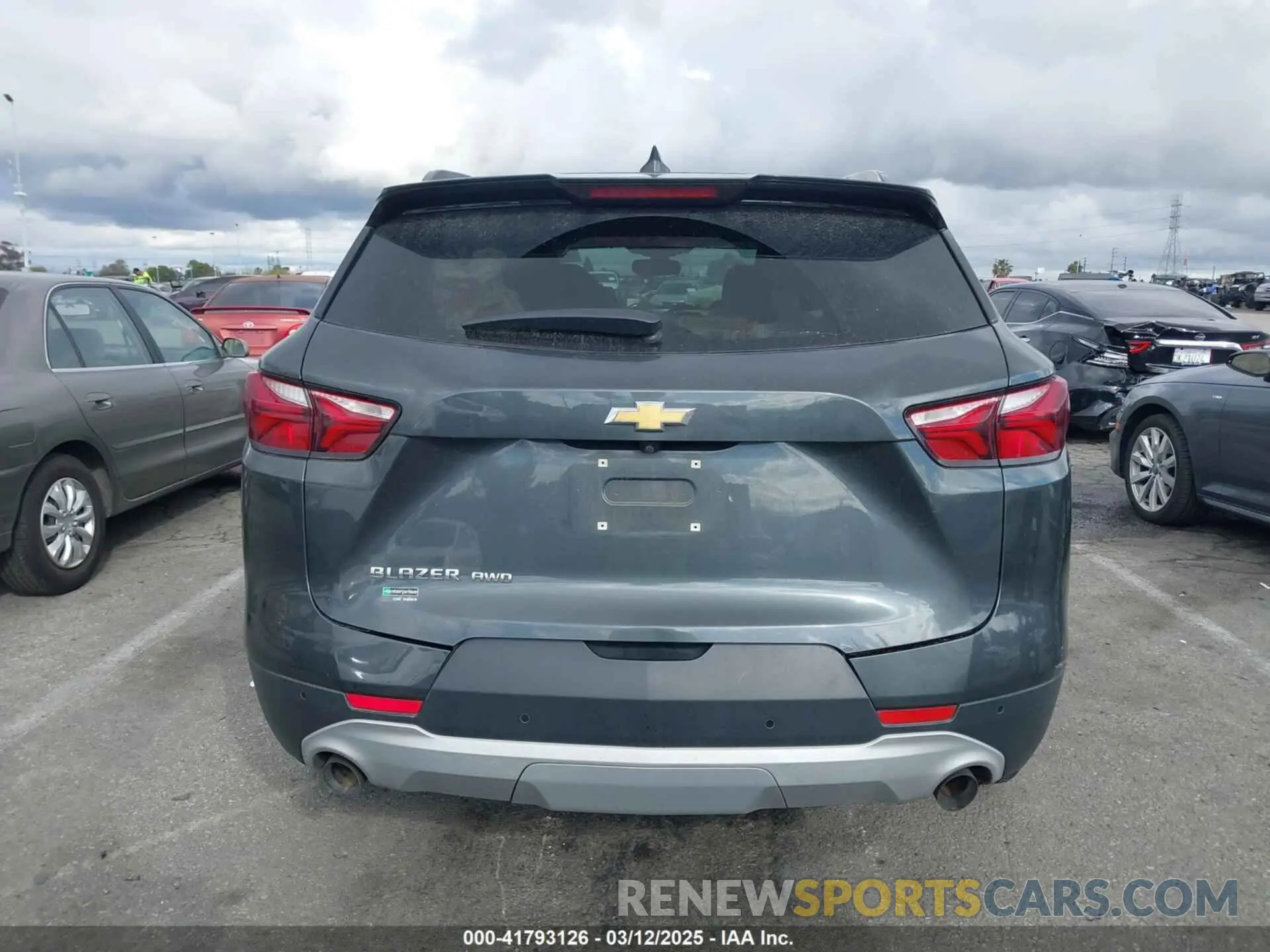 16 Photograph of a damaged car 3GNKBGRS6KS682367 CHEVROLET BLAZER 2019