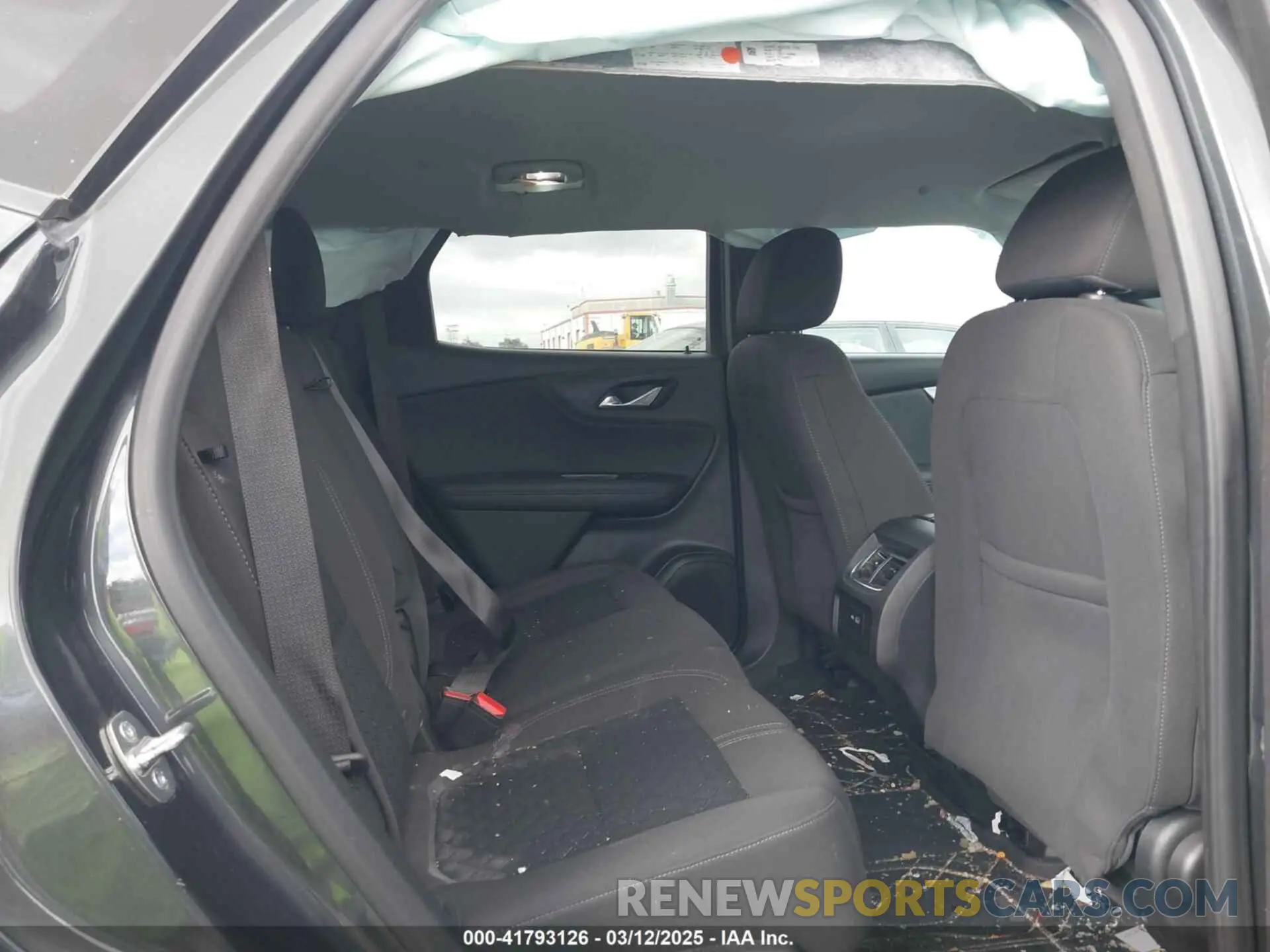 8 Photograph of a damaged car 3GNKBGRS6KS682367 CHEVROLET BLAZER 2019