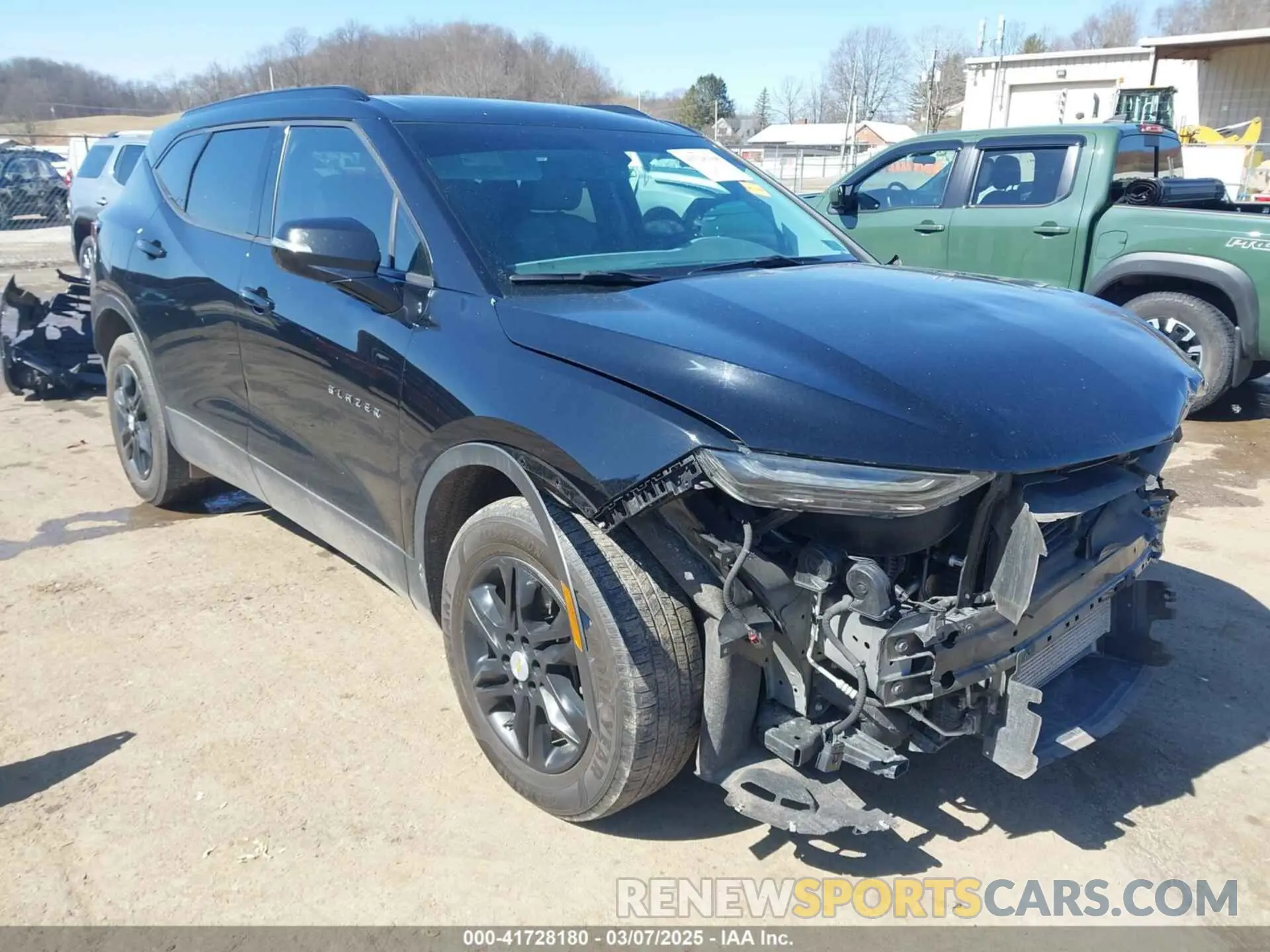 1 Photograph of a damaged car 3GNKBGRS7KS613218 CHEVROLET BLAZER 2019