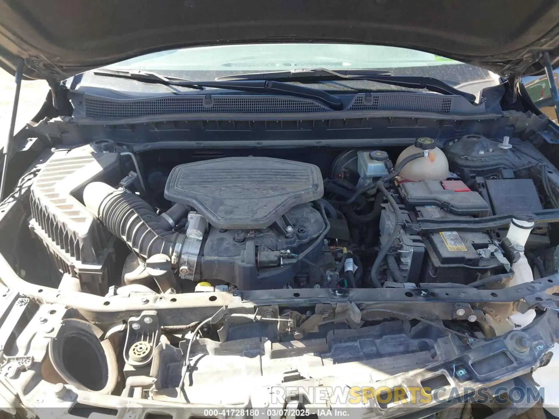 10 Photograph of a damaged car 3GNKBGRS7KS613218 CHEVROLET BLAZER 2019