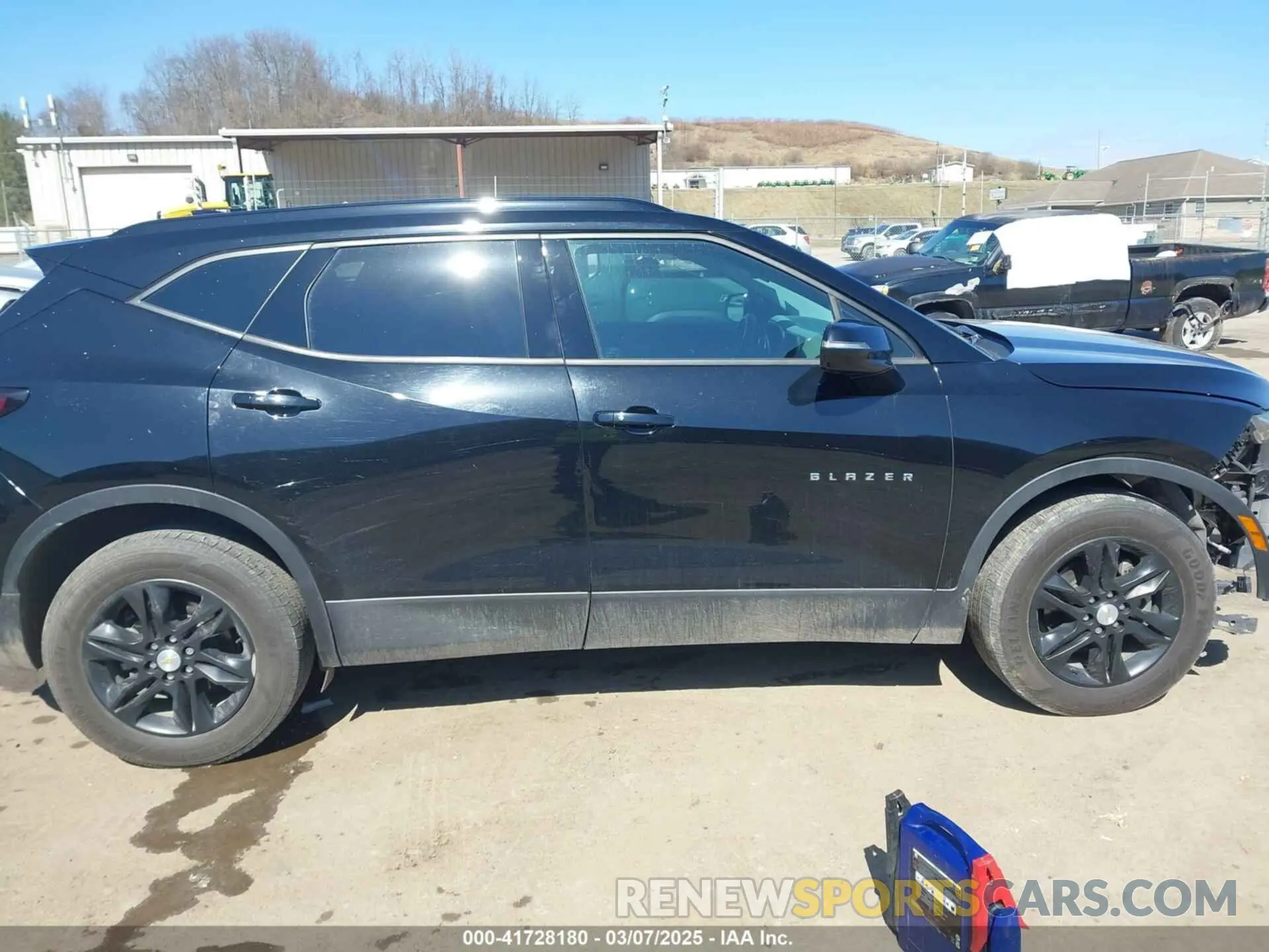 14 Photograph of a damaged car 3GNKBGRS7KS613218 CHEVROLET BLAZER 2019