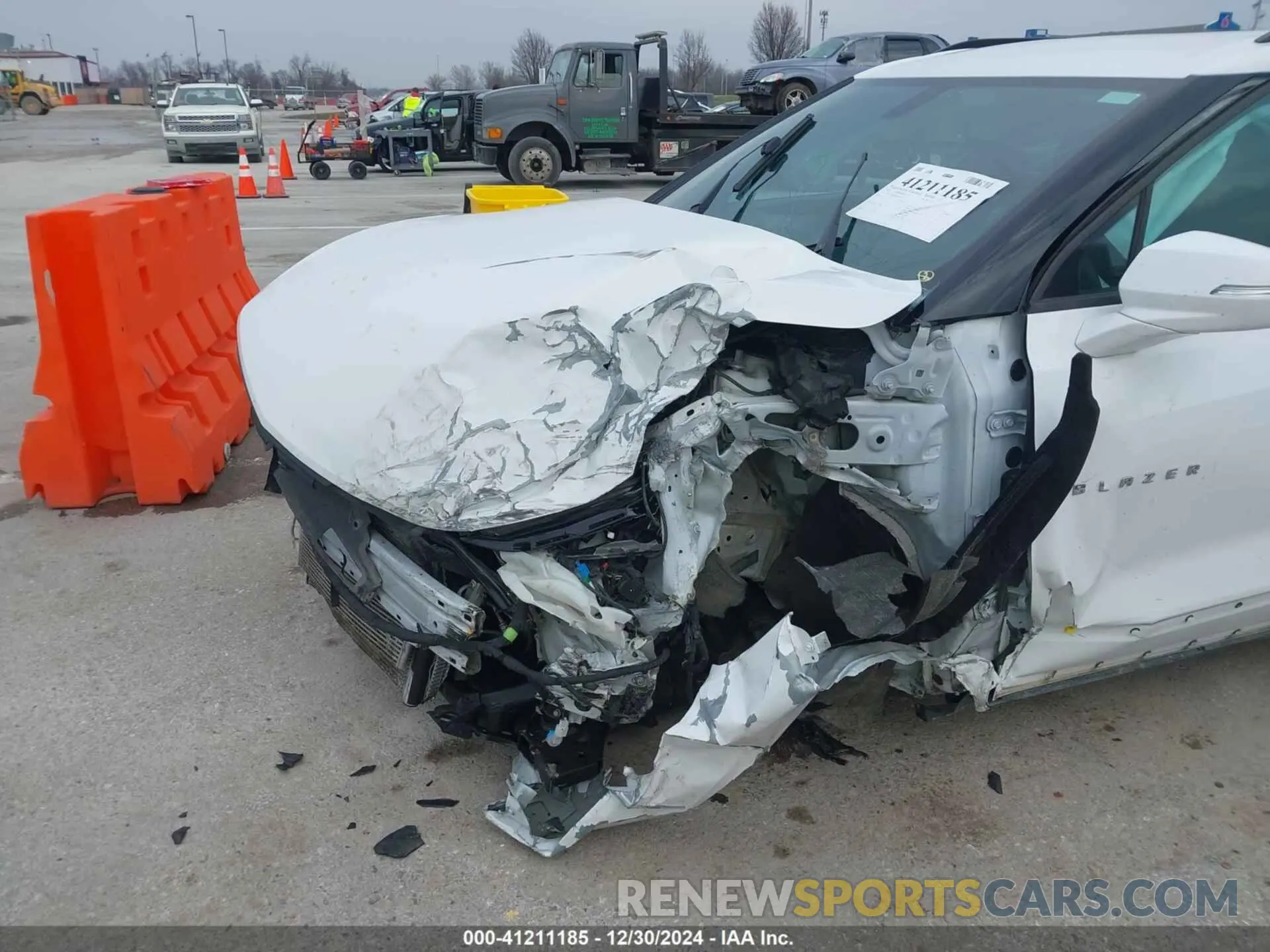 6 Photograph of a damaged car 3GNKBGRS7KS647577 CHEVROLET BLAZER 2019