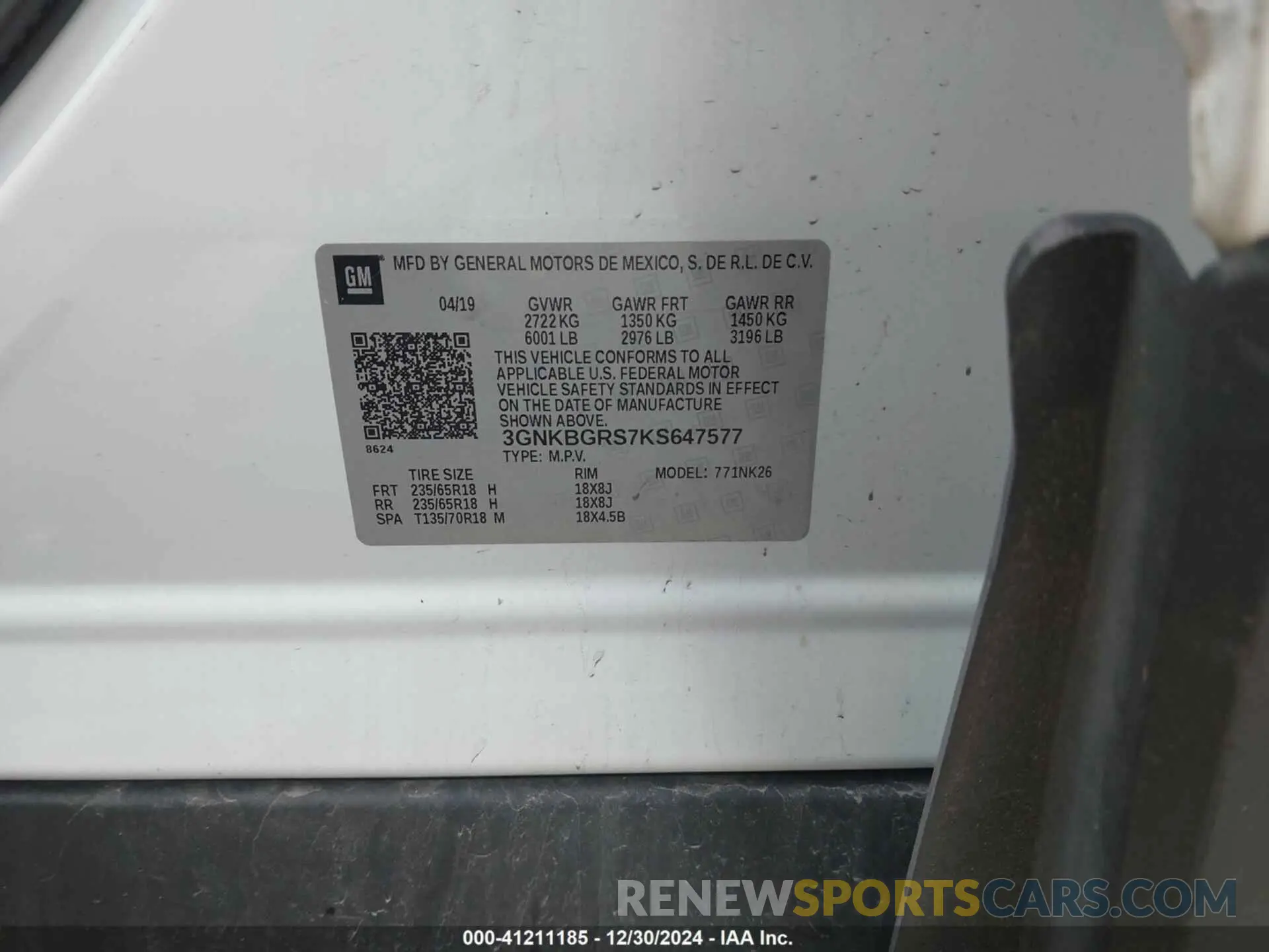 9 Photograph of a damaged car 3GNKBGRS7KS647577 CHEVROLET BLAZER 2019