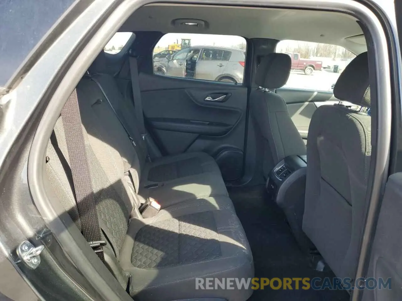 12 Photograph of a damaged car 3GNKBGRS8KS585235 CHEVROLET BLAZER 2019