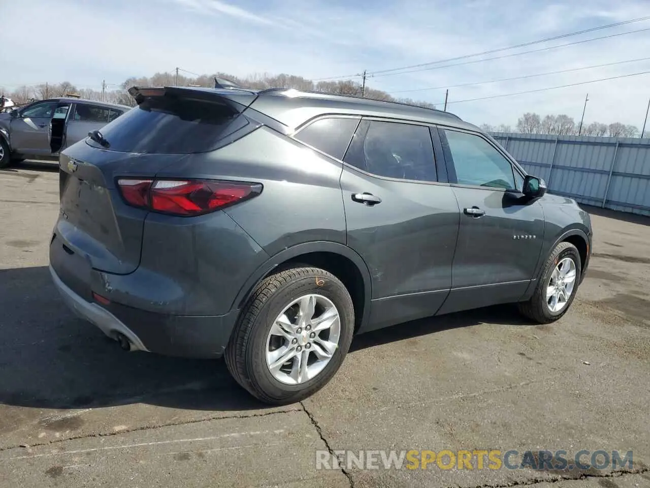 3 Photograph of a damaged car 3GNKBGRS8KS585235 CHEVROLET BLAZER 2019