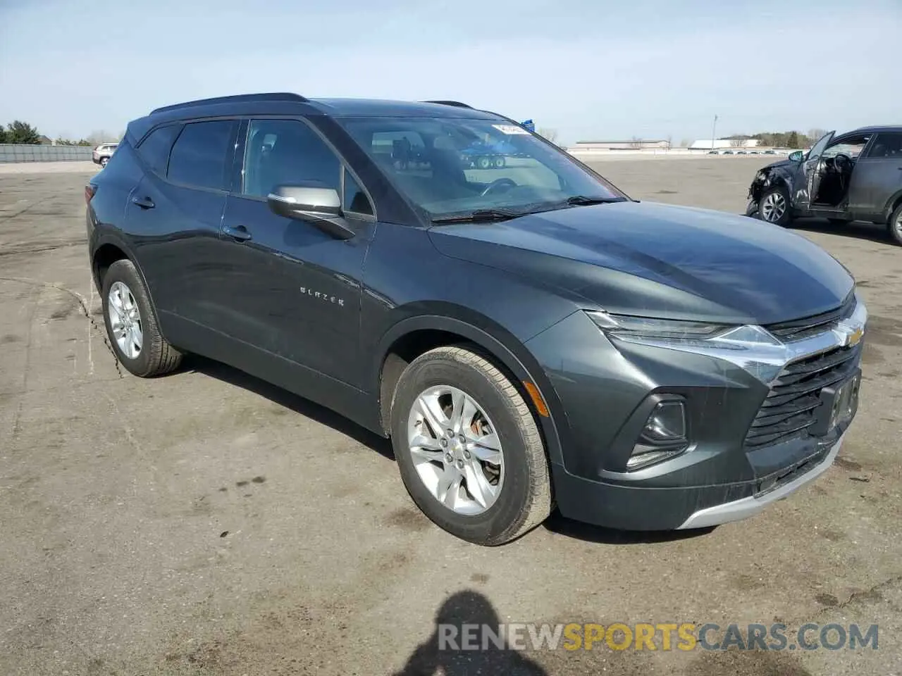 4 Photograph of a damaged car 3GNKBGRS8KS585235 CHEVROLET BLAZER 2019