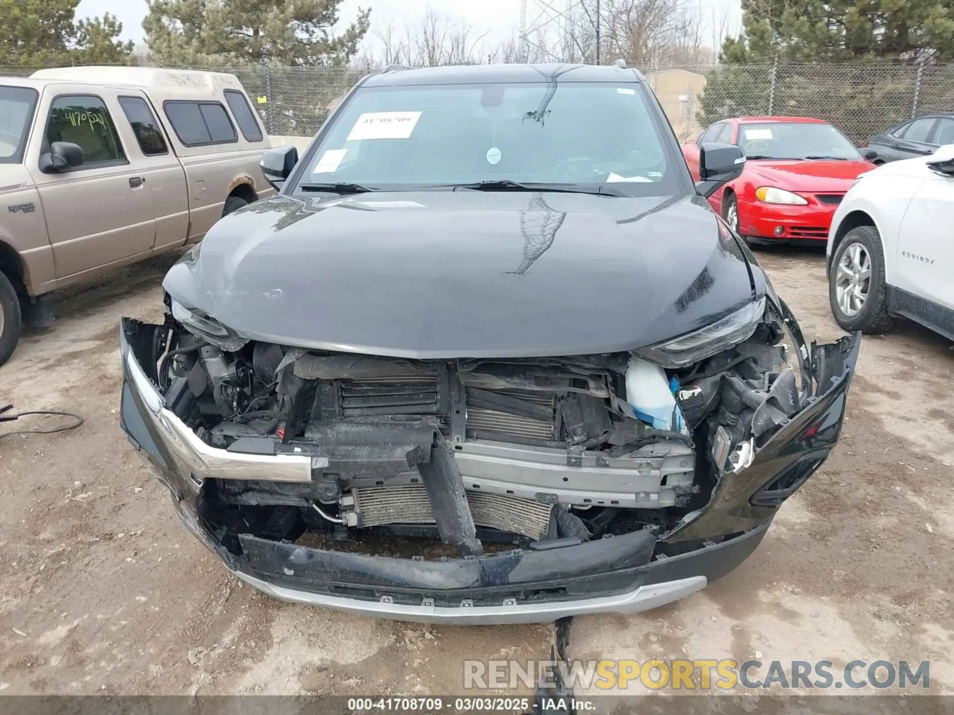 17 Photograph of a damaged car 3GNKBGRS8KS642727 CHEVROLET BLAZER 2019