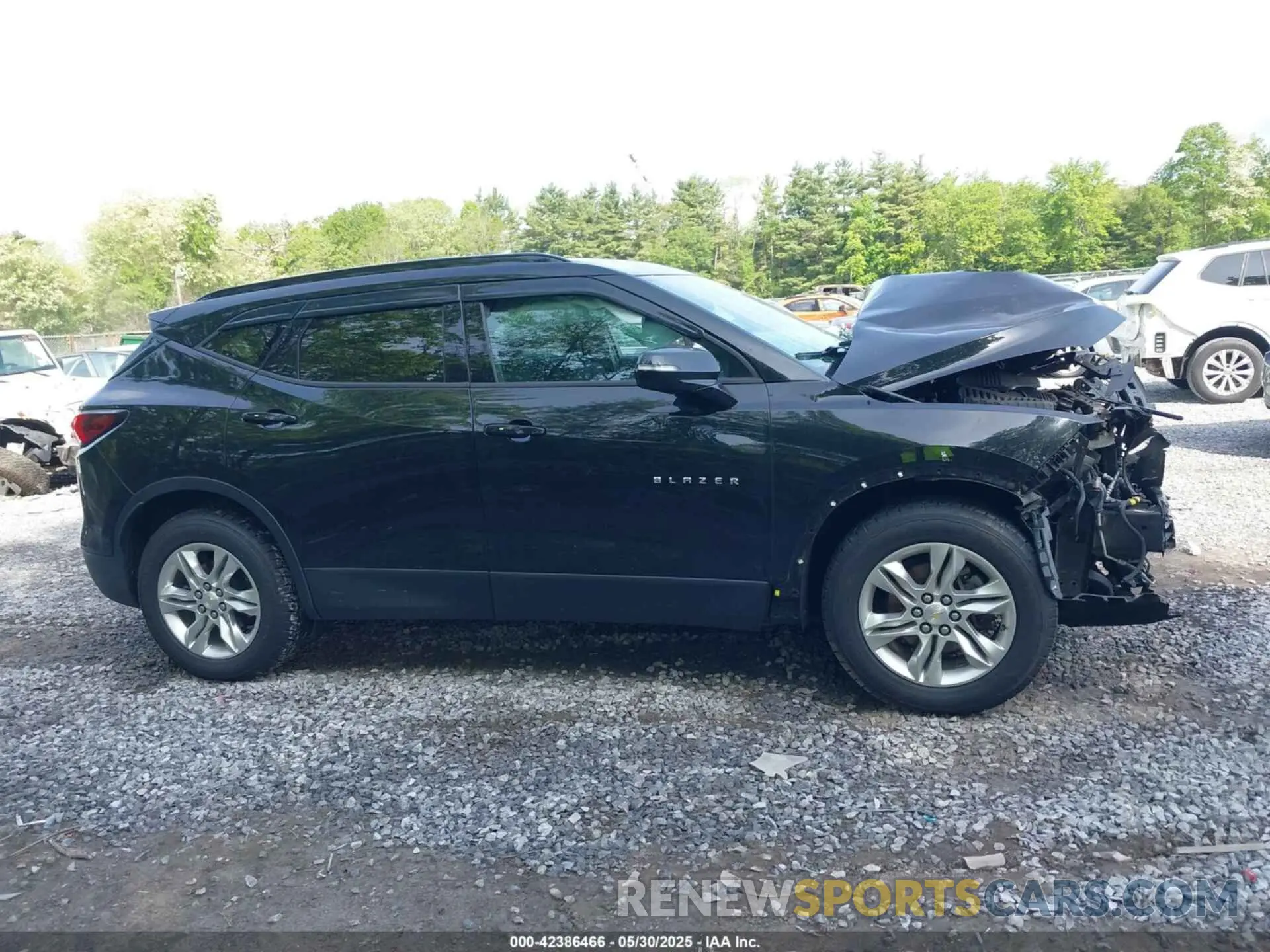 12 Photograph of a damaged car 3GNKBGRSXKS676491 CHEVROLET BLAZER 2019