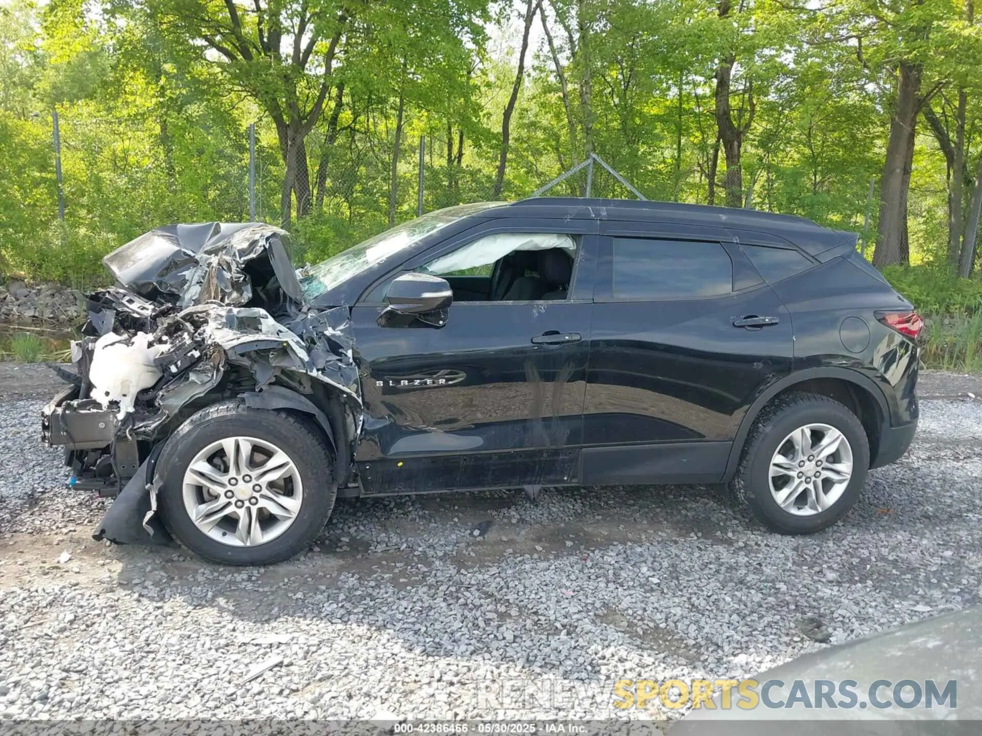 13 Photograph of a damaged car 3GNKBGRSXKS676491 CHEVROLET BLAZER 2019