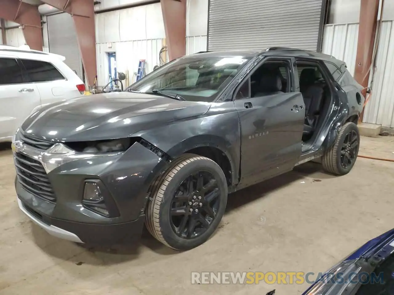 1 Photograph of a damaged car 3GNKBHRS0KS651802 CHEVROLET BLAZER 2019