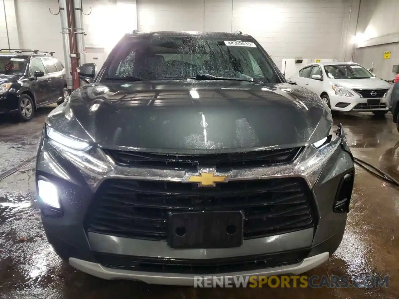 5 Photograph of a damaged car 3GNKBHRS4KS622948 CHEVROLET BLAZER 2019