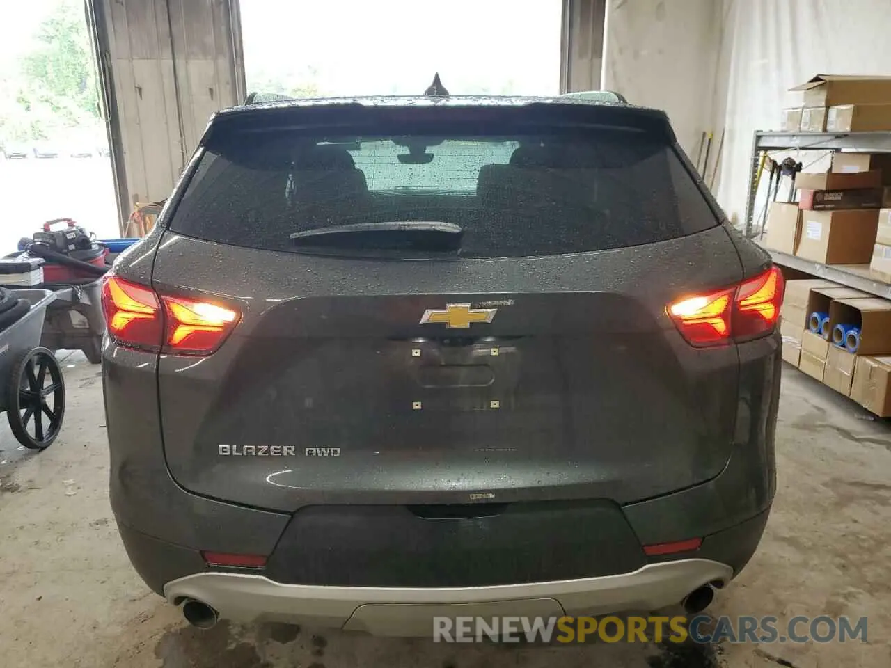 6 Photograph of a damaged car 3GNKBHRS6KS652985 CHEVROLET BLAZER 2019