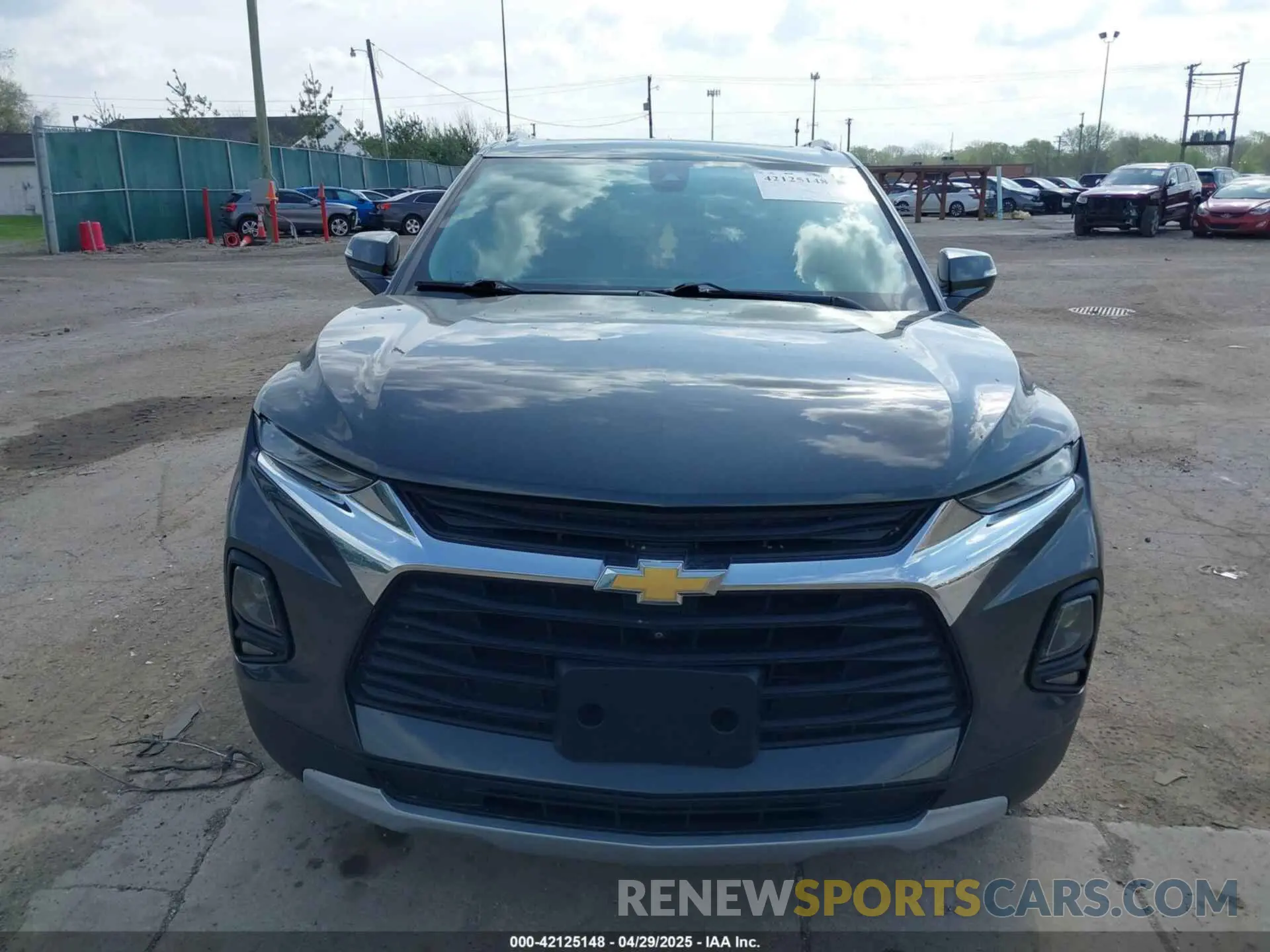 12 Photograph of a damaged car 3GNKBHRS6KS677627 CHEVROLET BLAZER 2019