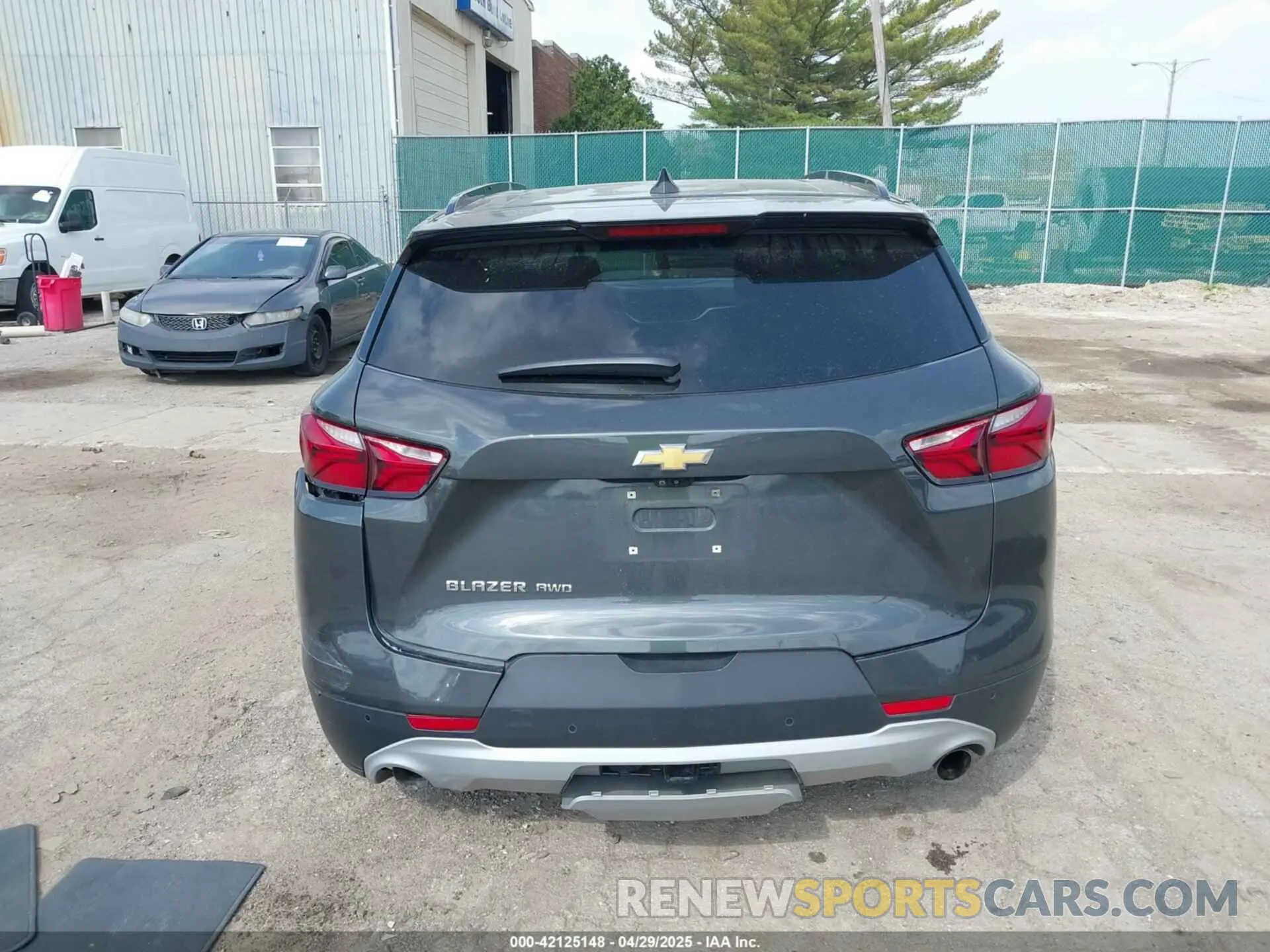 16 Photograph of a damaged car 3GNKBHRS6KS677627 CHEVROLET BLAZER 2019