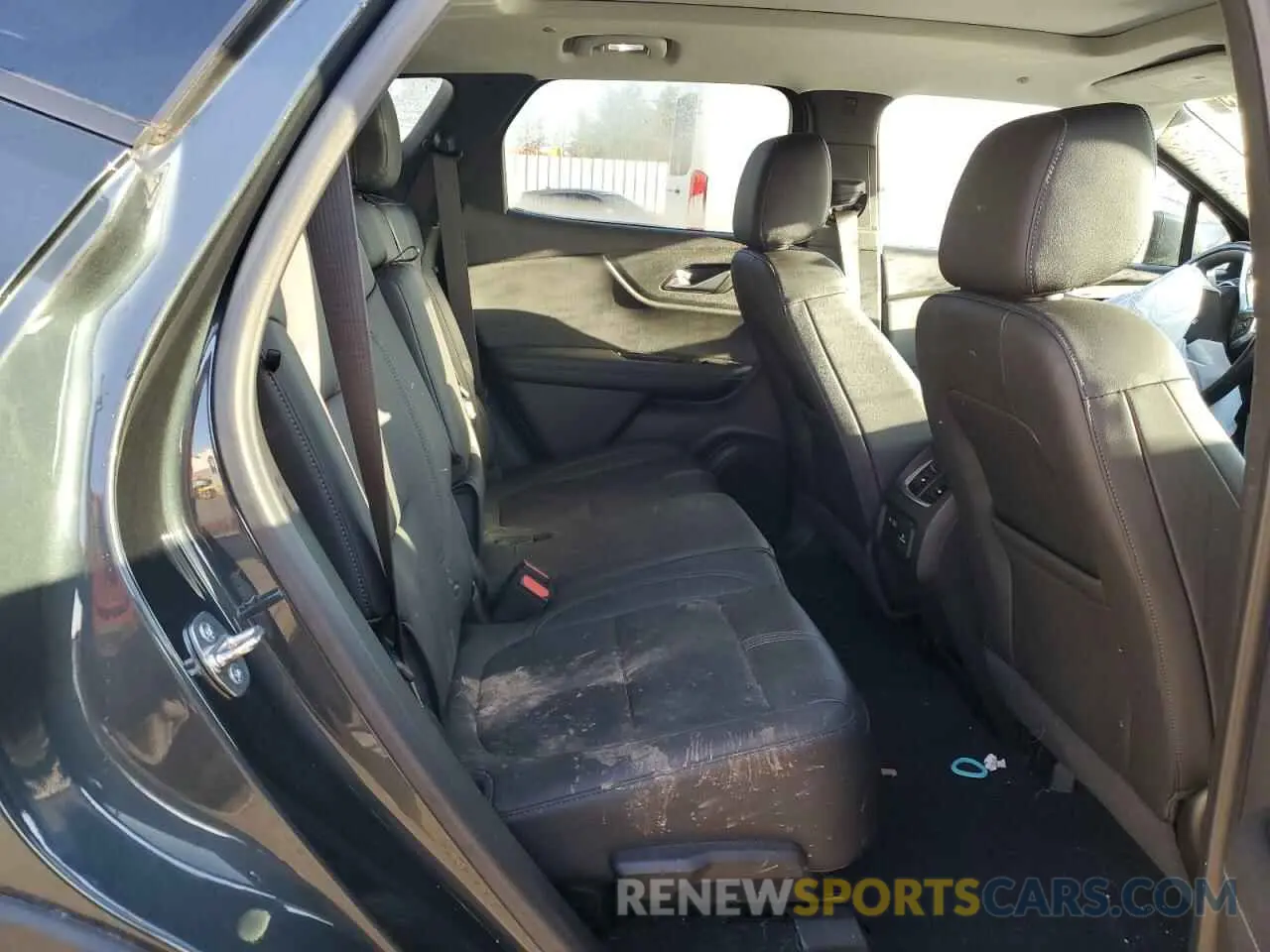11 Photograph of a damaged car 3GNKBHRS9KS589803 CHEVROLET BLAZER 2019