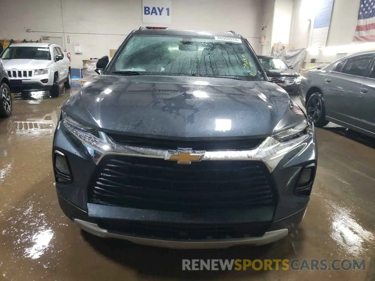 5 Photograph of a damaged car 3GNKBHRS9KS660434 CHEVROLET BLAZER 2019